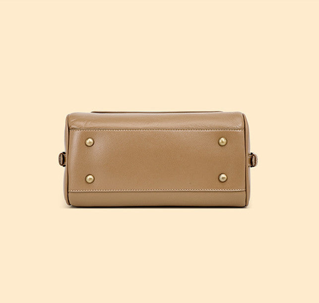 Stylish and Versatile Women's Handbag - Fashionable Crossbody Purse for Work, Travel, and Everyday Use