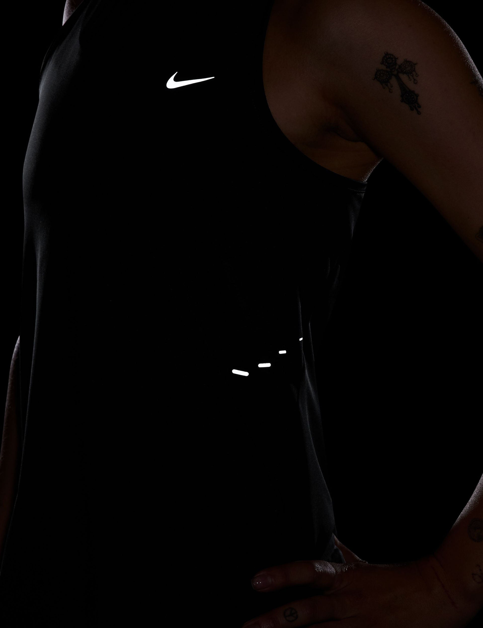 Swift Dri-FIT Running Tank Top for Men & Women - Moisture Wicking, Breathable Workout Shirt (Black/Reflective Silver) | Perfect for Jogging, Gym Training & Outdoor Sports
