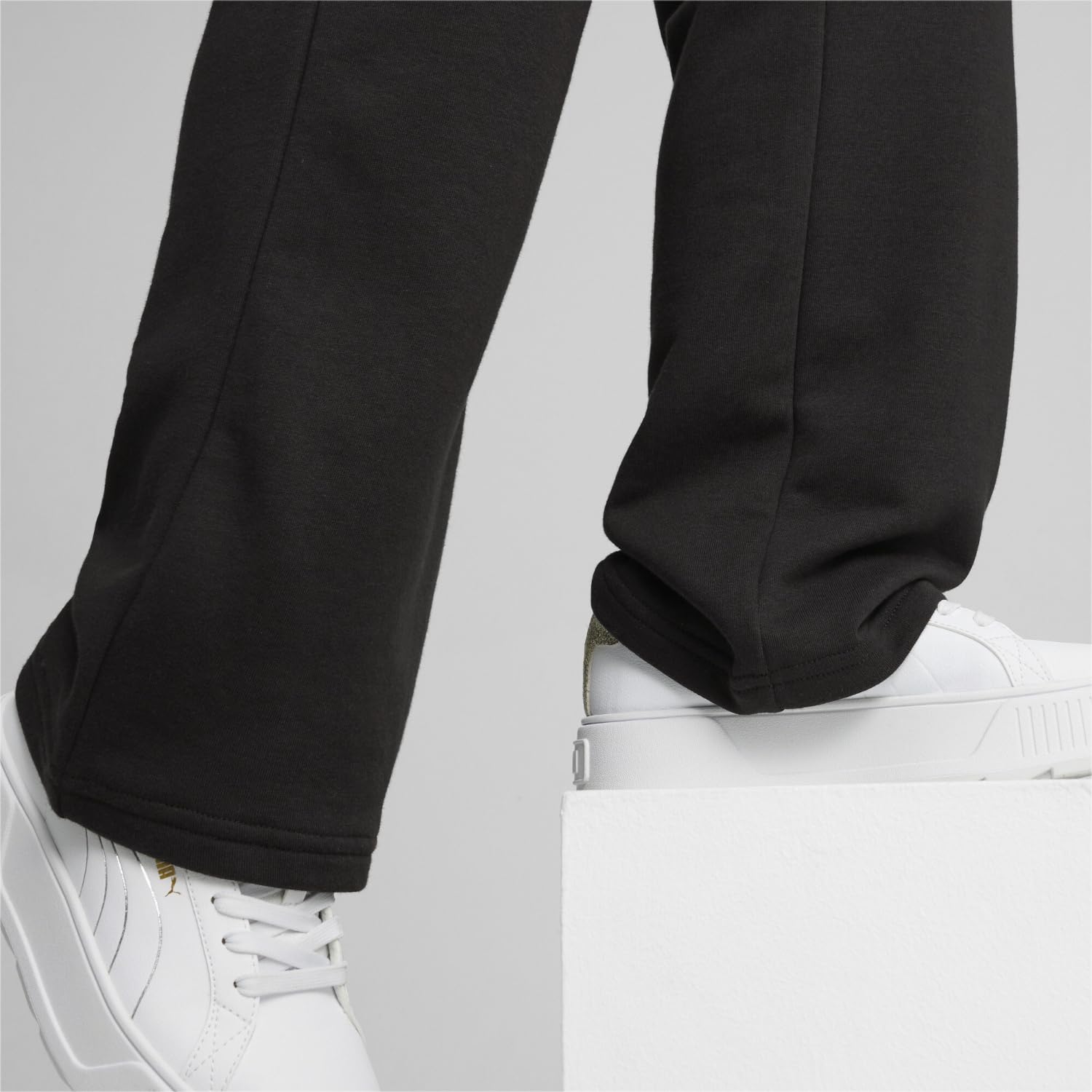 PUMA Essentials Women's Straight Leg Sweatpants - Comfortable Casual Joggers for Lounge, Workout & Everyday Wear | Soft Fleece Fabric with Elastic Waistband | Perfect for Yoga, Running Errands & Relaxing at Home