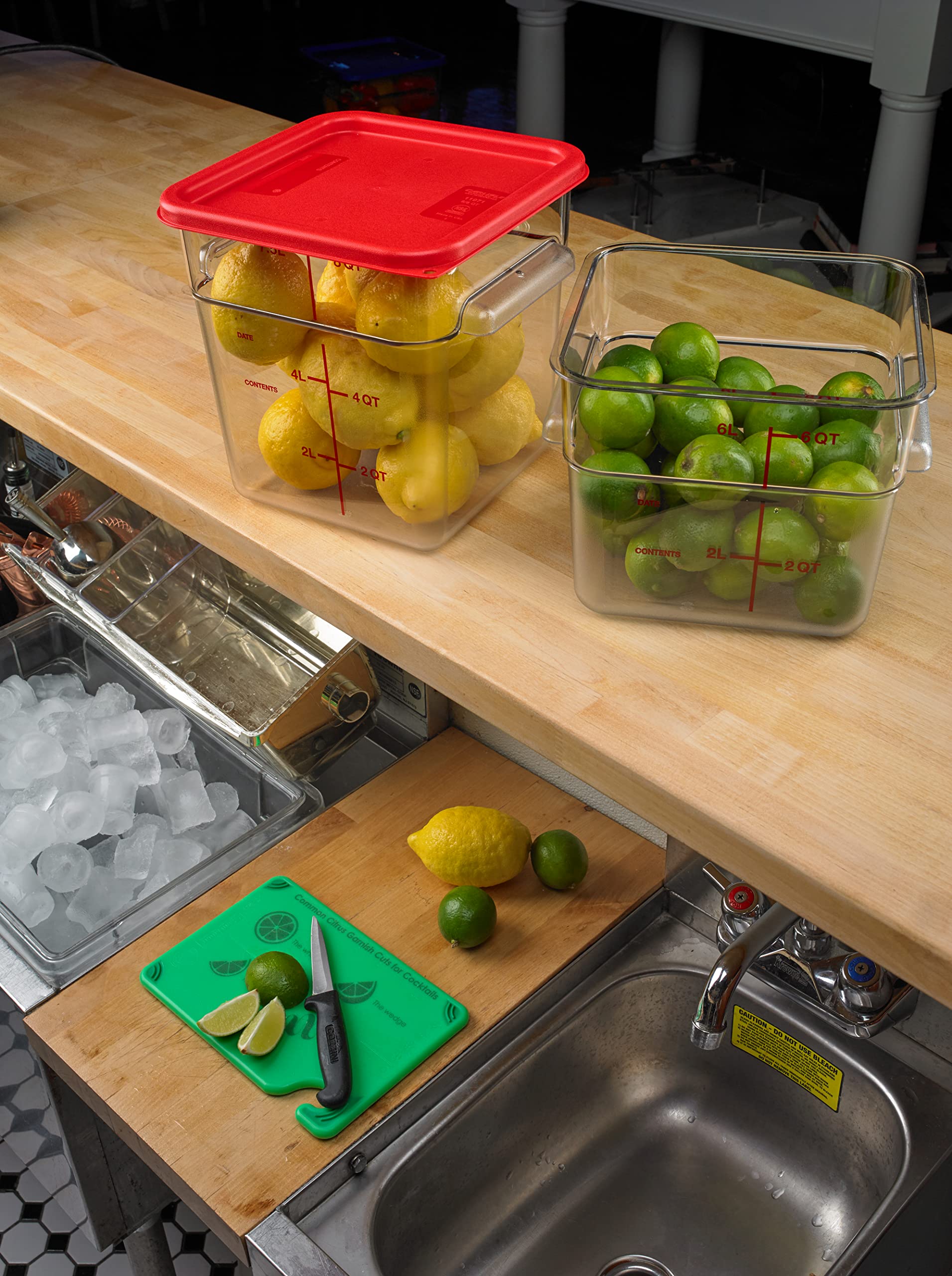 Carlisle 6-Quart Clear Polycarbonate (PC) Square Food Storage Container - Stackable Design for Catering, Buffets & Restaurants | Ideal for Meal Prep, Leftovers & Commercial Kitchen Storage