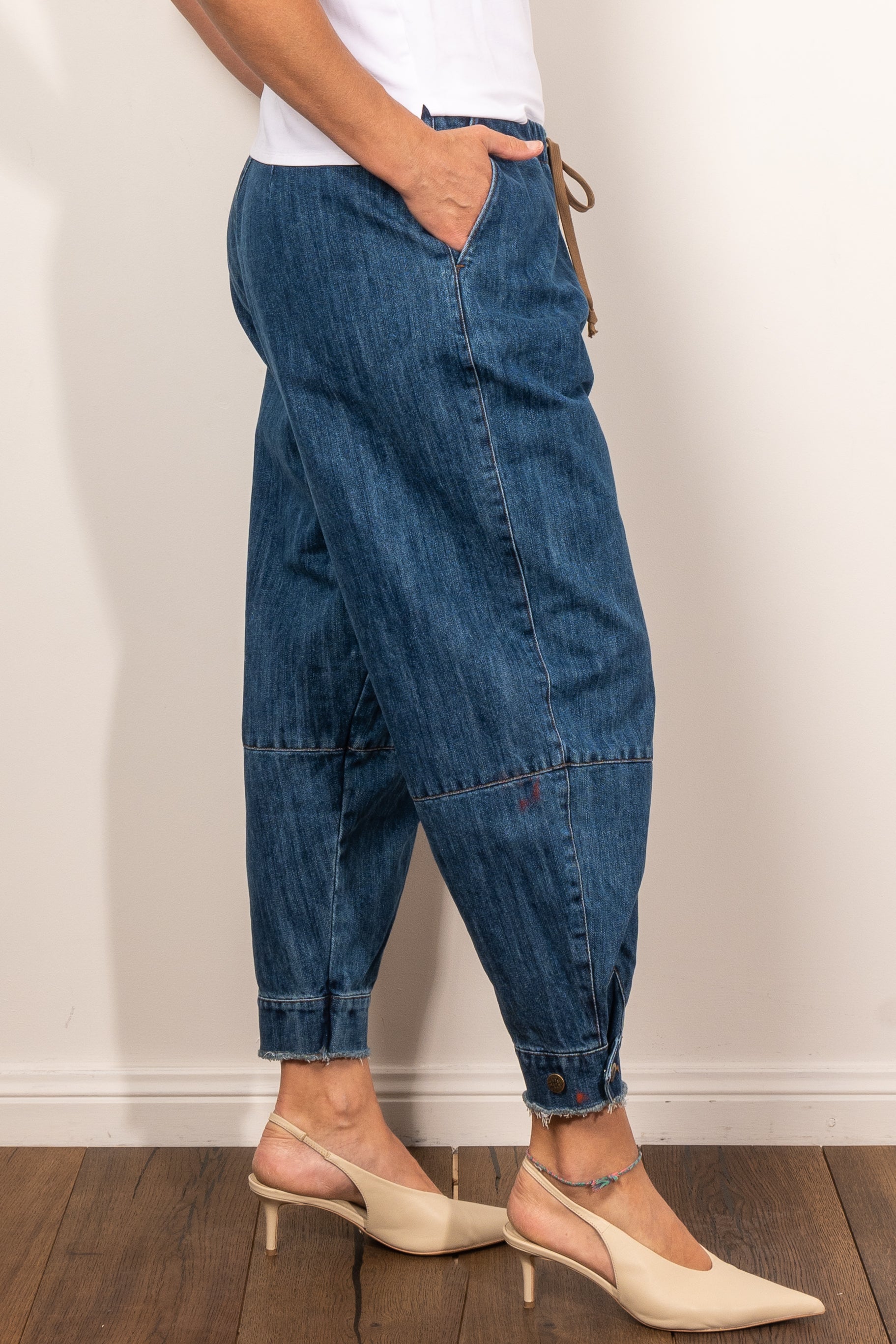 M.A. Dainty Trucker Jean - Women's High Waisted Distressed Denim Jeans for Casual Wear & Street Style Outfits