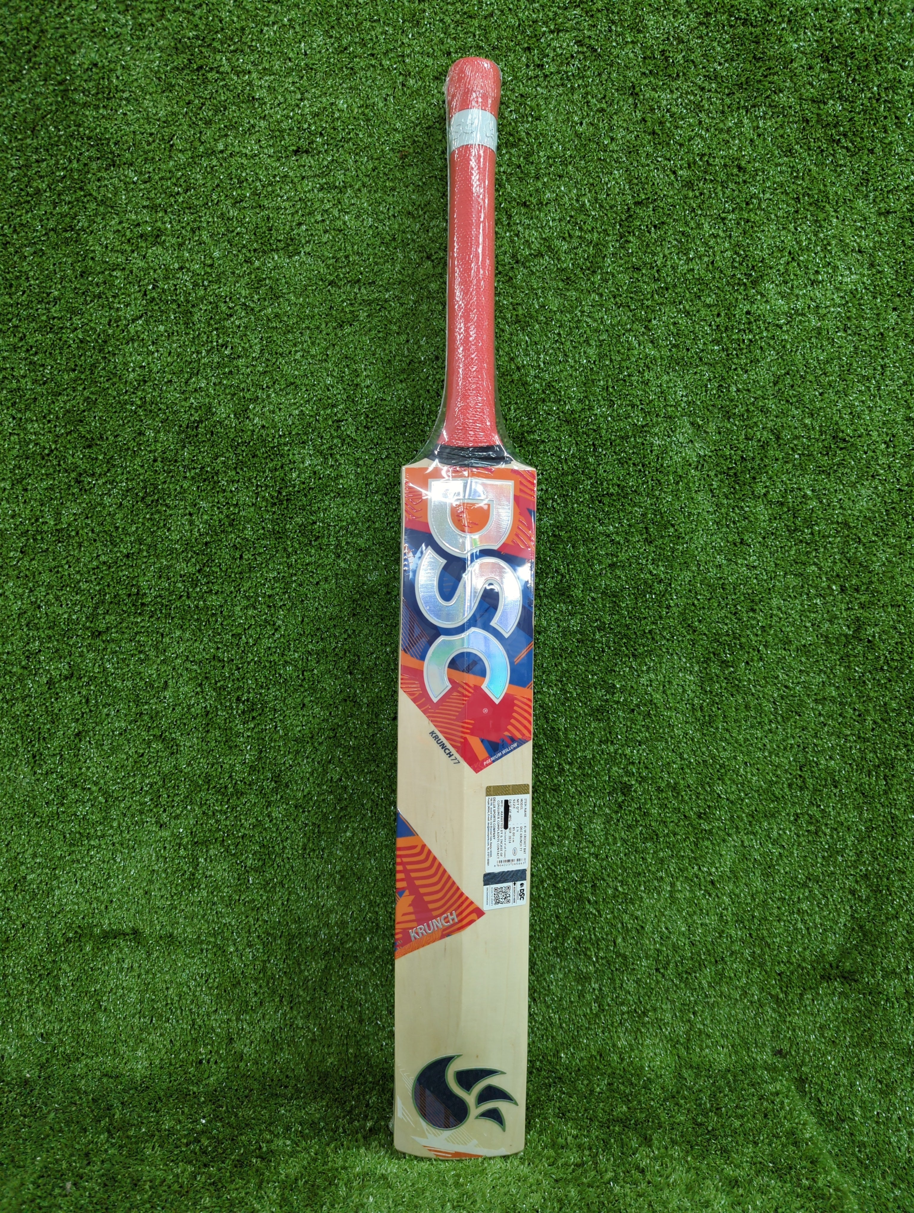 DSC Krunch 77 Kashmir Willow Cricket Bat - Professional Grade Cricket Equipment for Practice & Matches - Perfect for Outdoor Sports & Cricket Training