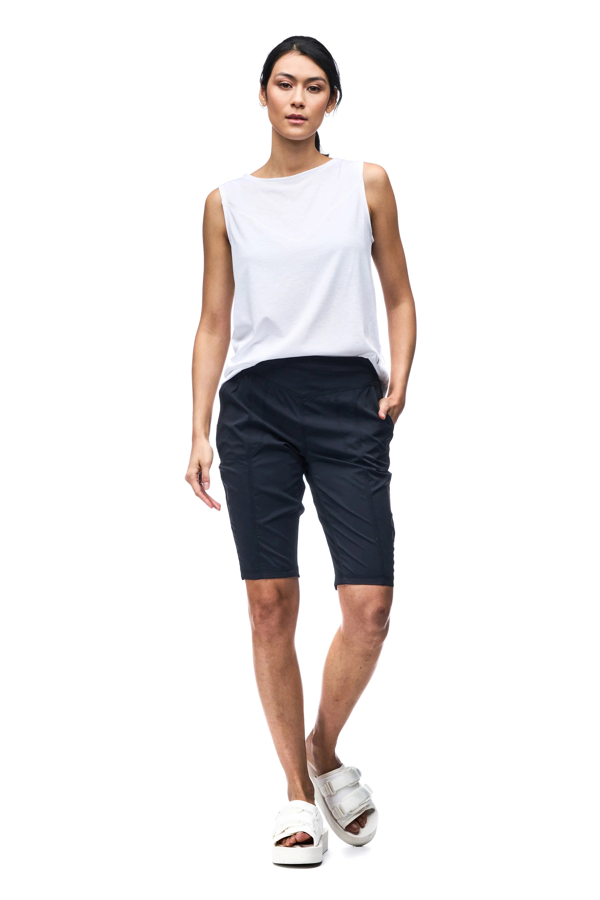 Indyeva Viajar II Women's Shorts - Comfortable & Stylish Activewear for Yoga, Running, and Travel