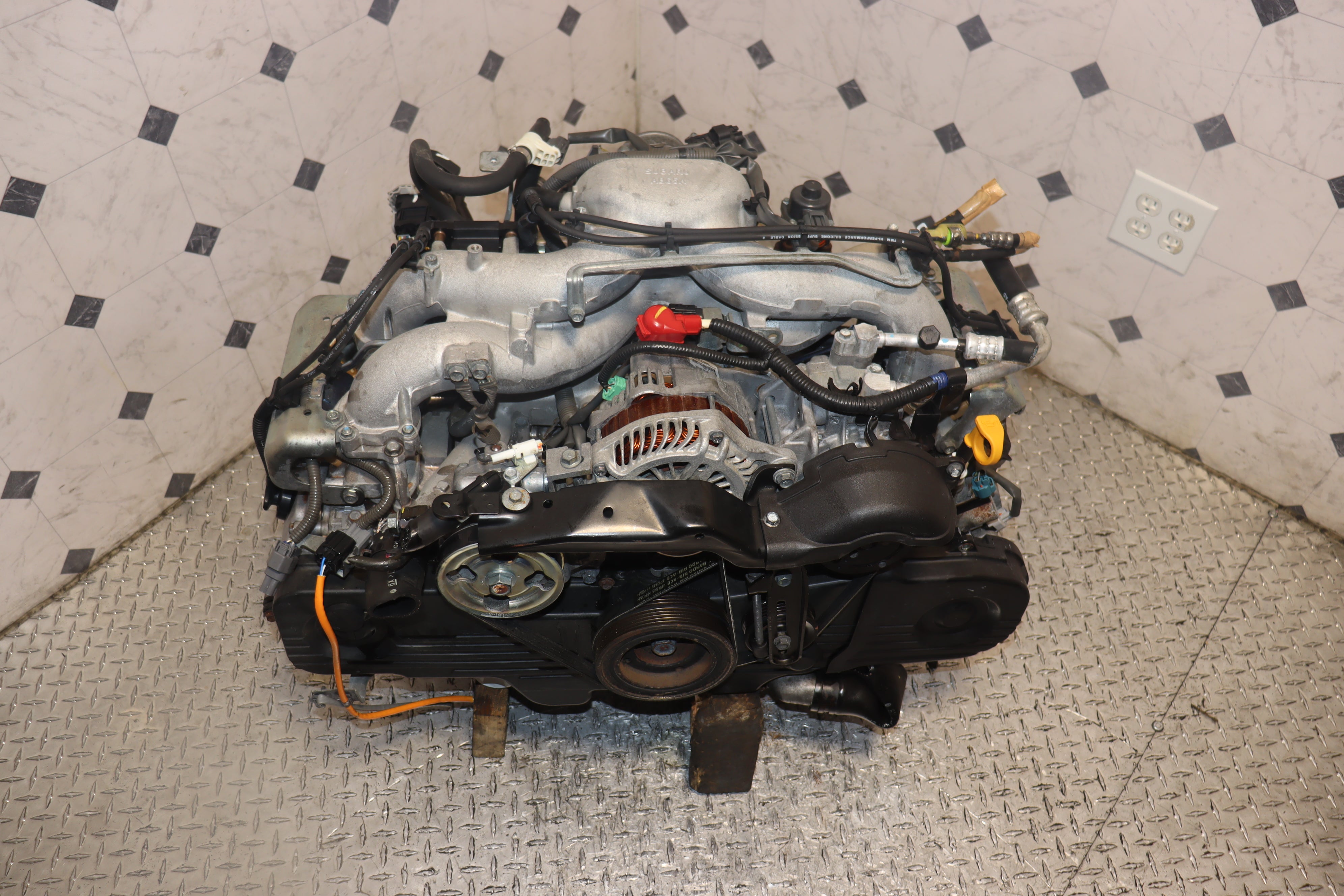 JDM EJ25 SOHC AVCS 2.5L Engine for 2006-2011 Subaru Impreza WRX STI Legacy Outback - High Performance Replacement Motor for Racing & Daily Driving