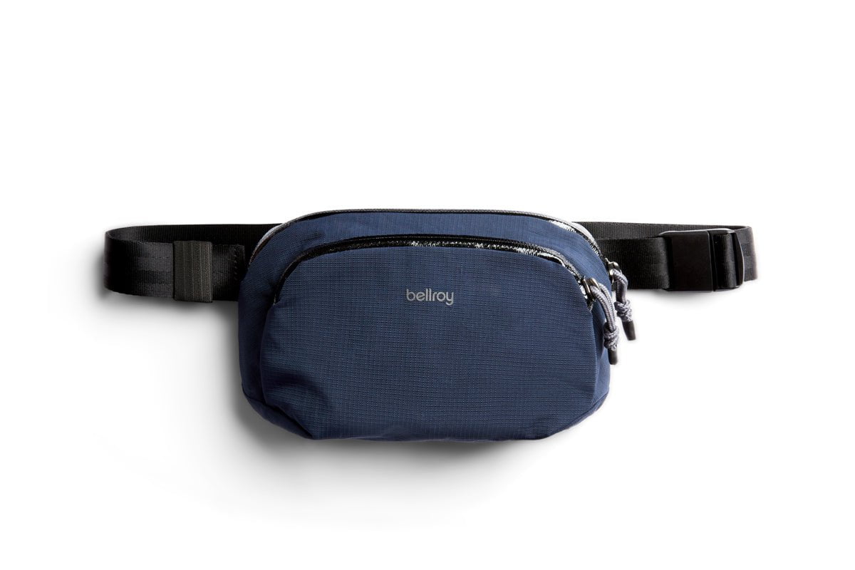 Bellroy Venture Hip Pack 1.5L - Water-Resistant Waist Bag for Travel, Hiking & Everyday Use - Compact Crossbody Fanny Pack with Adjustable Strap (Black)