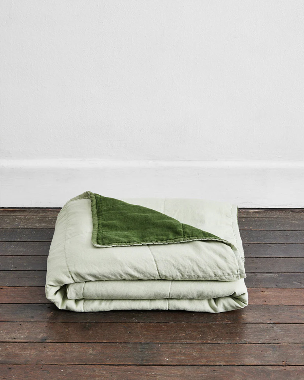 Sage & Pistachio Quilt Bedding Set - Queen Size Comforter, Duvet Cover & Pillowcases - Soft Cotton Luxury Bedding for Cozy Bedroom Decor