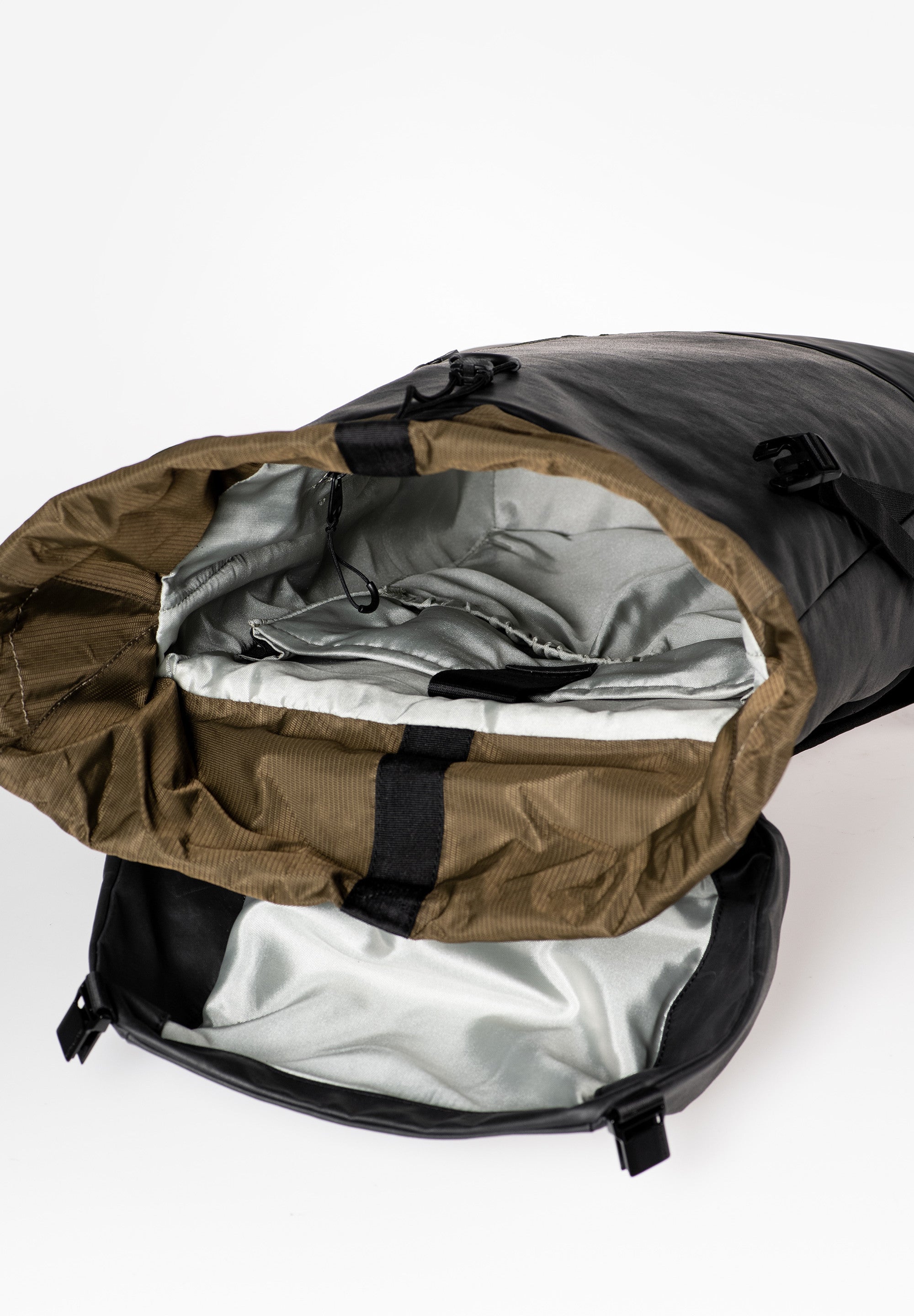 Niyodo RE Backpack - Stylish & Durable Japanese Travel Backpack for Men & Women - Perfect for Hiking, Commuting & Daily Use
