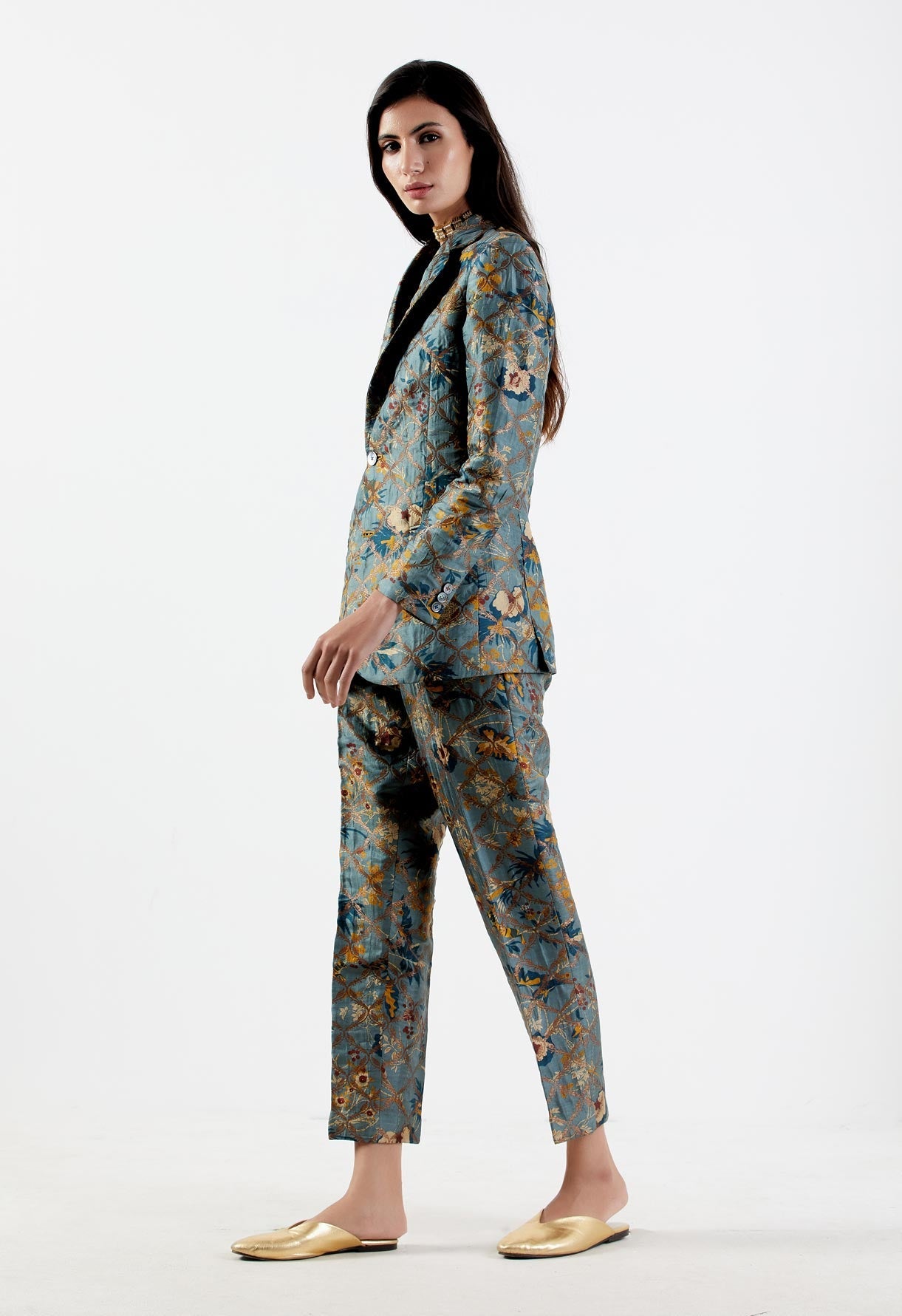 Elegant Classic Silk Brocade Trousers for Women - Vintage Floral Pattern Formal Pants - Perfect for Weddings, Parties & Special Occasions