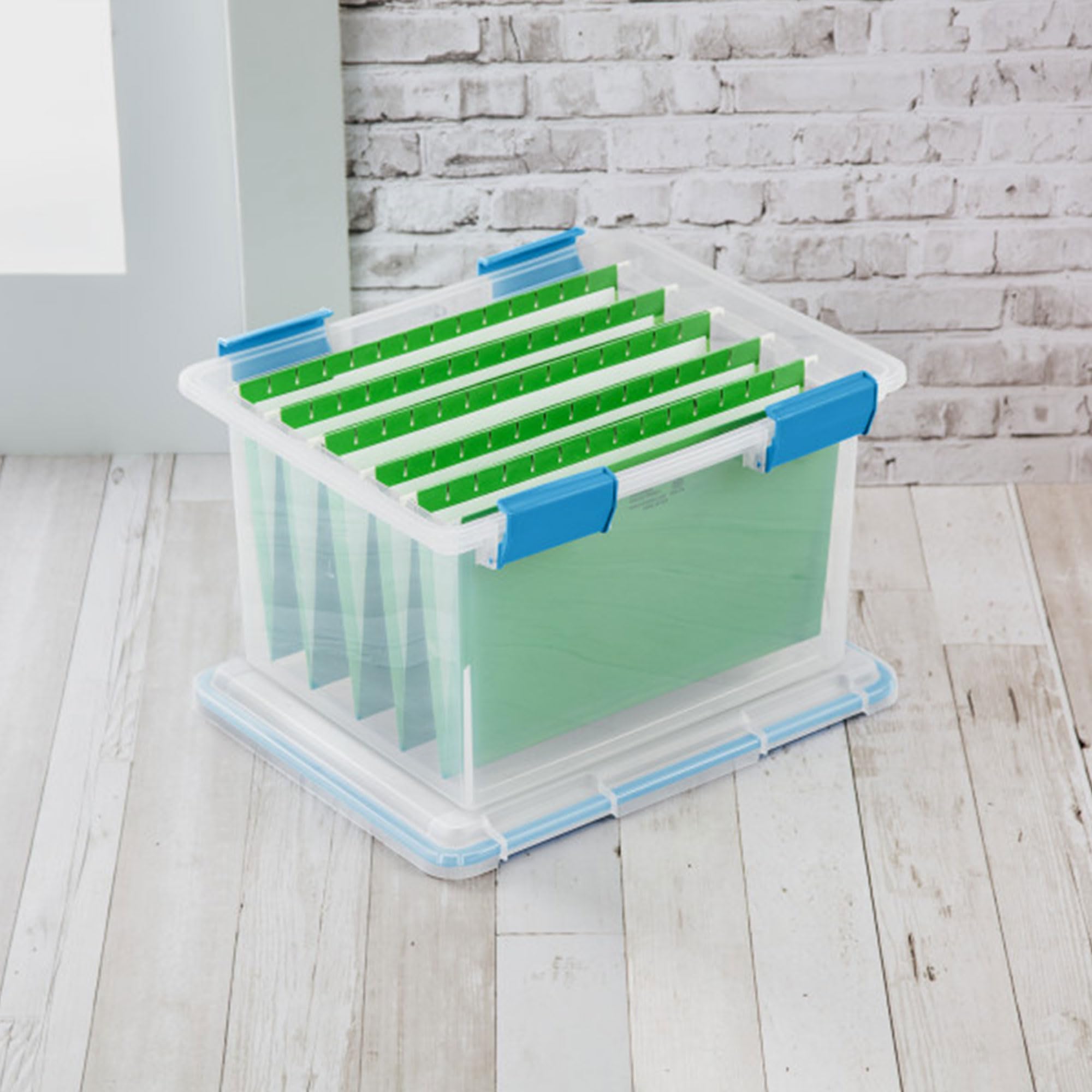 Sterilite 16-Pack 32 Quart Weatherproof Storage Bins with Secure Latching Lids | Airtight Plastic Containers for Home Organization, Garage, Basement & Outdoor Use