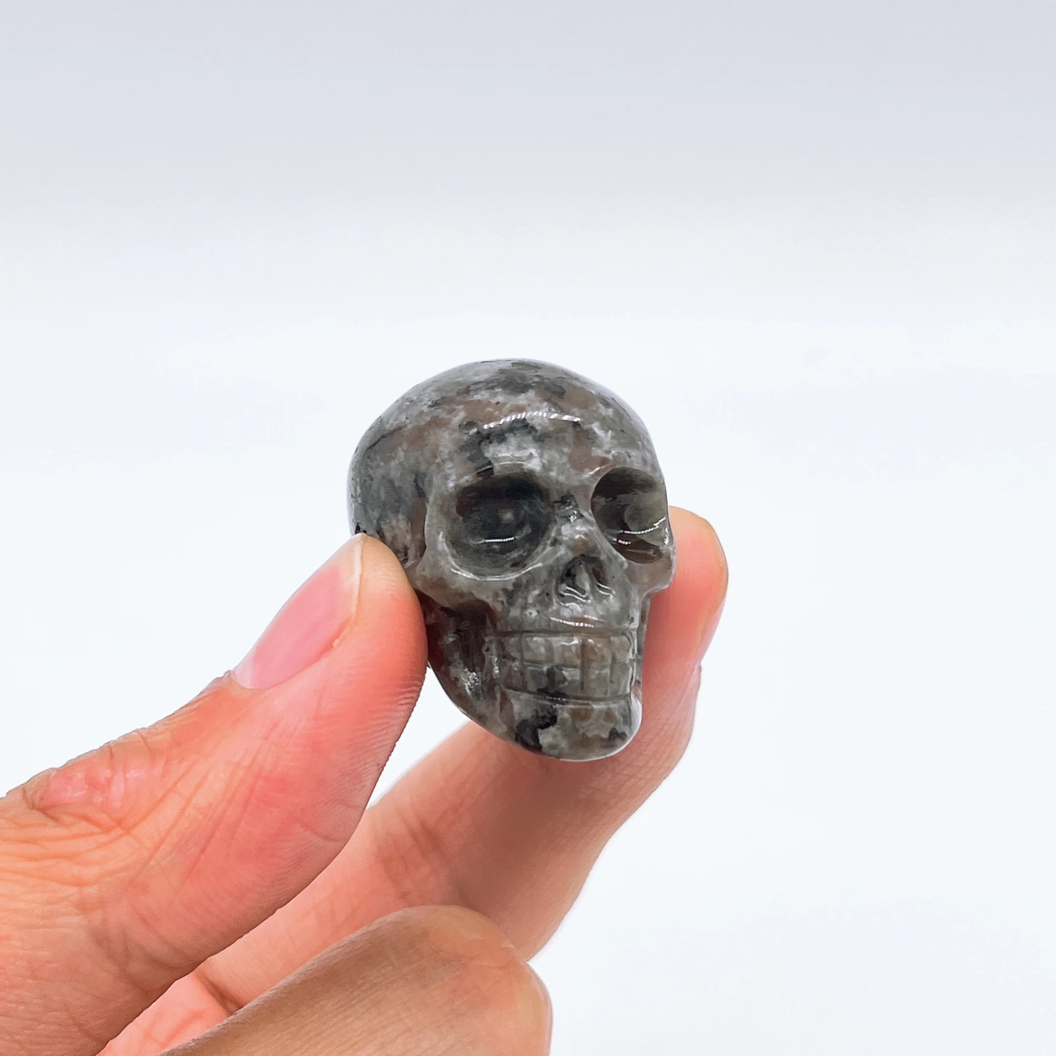 35mm Natural Yooperlite Skull Quartz Crystal Flame Stone Carving - Witchcraft Decor, Home Collection, Unique Spiritual Gift for Meditation & Altar Display