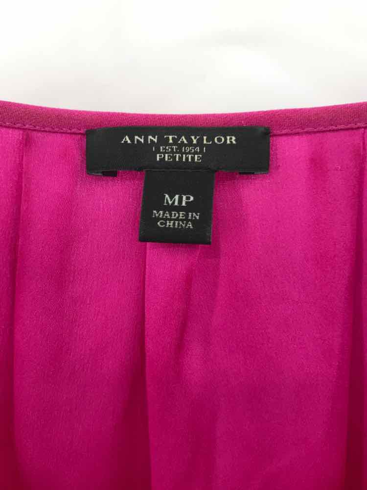 Pre-Owned Ann Taylor Pink Blouse Size Medium - Perfect for Work, Office & Casual Wear