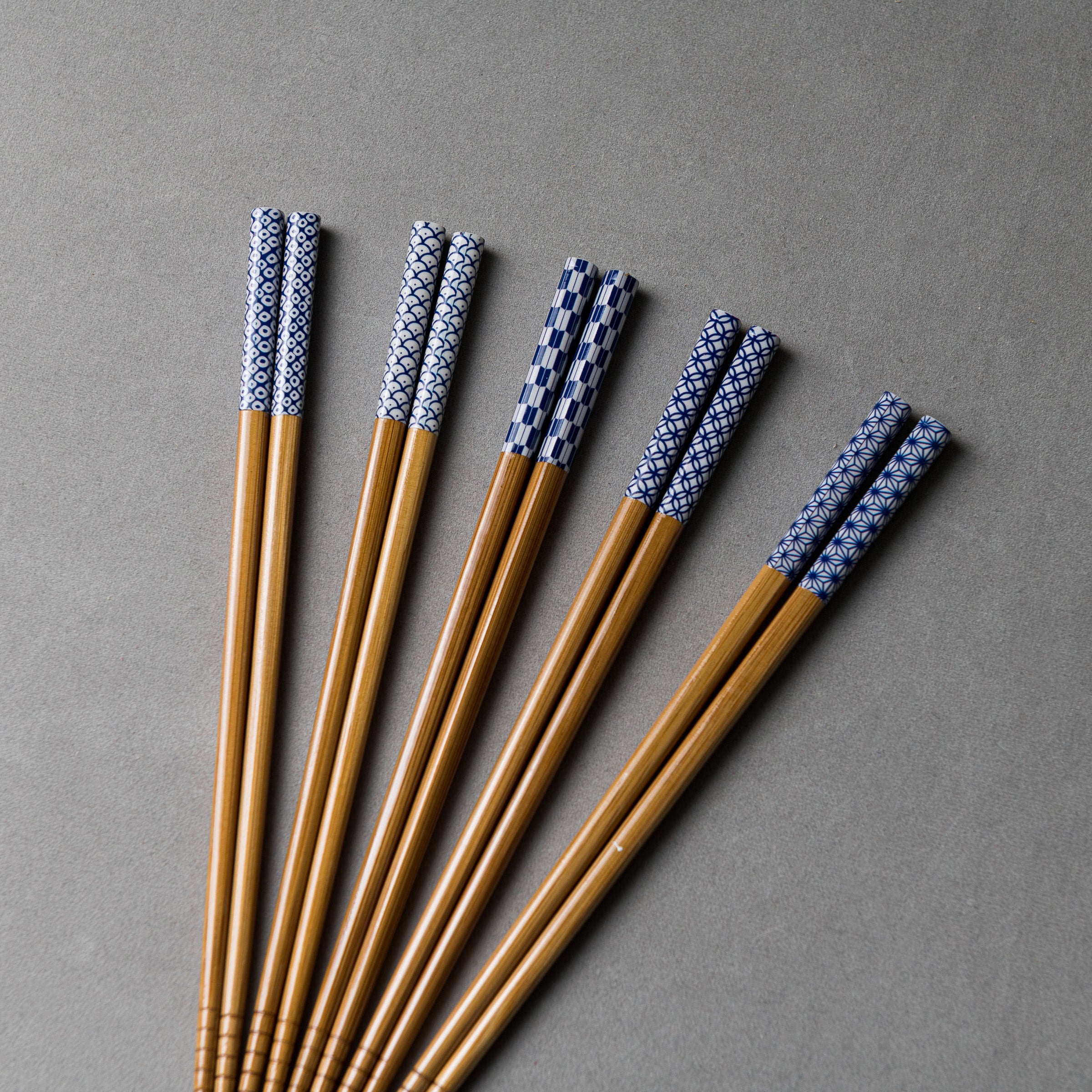 Premium Natural Bamboo Chopsticks Set of 5 - Traditional Japanese Wagara Pattern - Elegant & Eco-Friendly Utensils for Sushi, Asian Cuisine & Home Dining