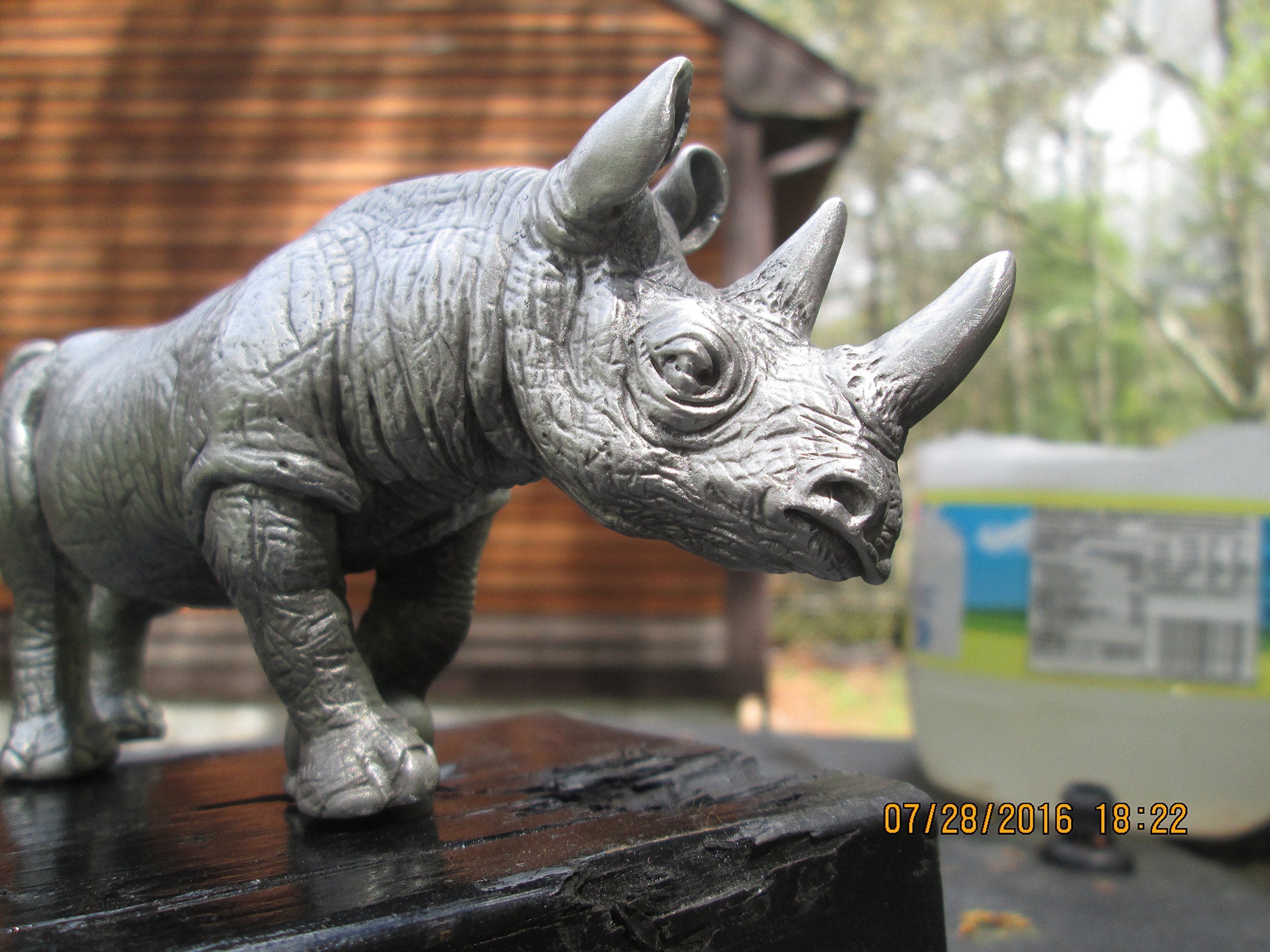 African Rhinoceros Car Hood Ornament - Handmade Metal Sculpture for Jeep, Truck & Classic Cars - Unique Automotive Decoration for Off-Road Adventures & Safari Enthusiasts