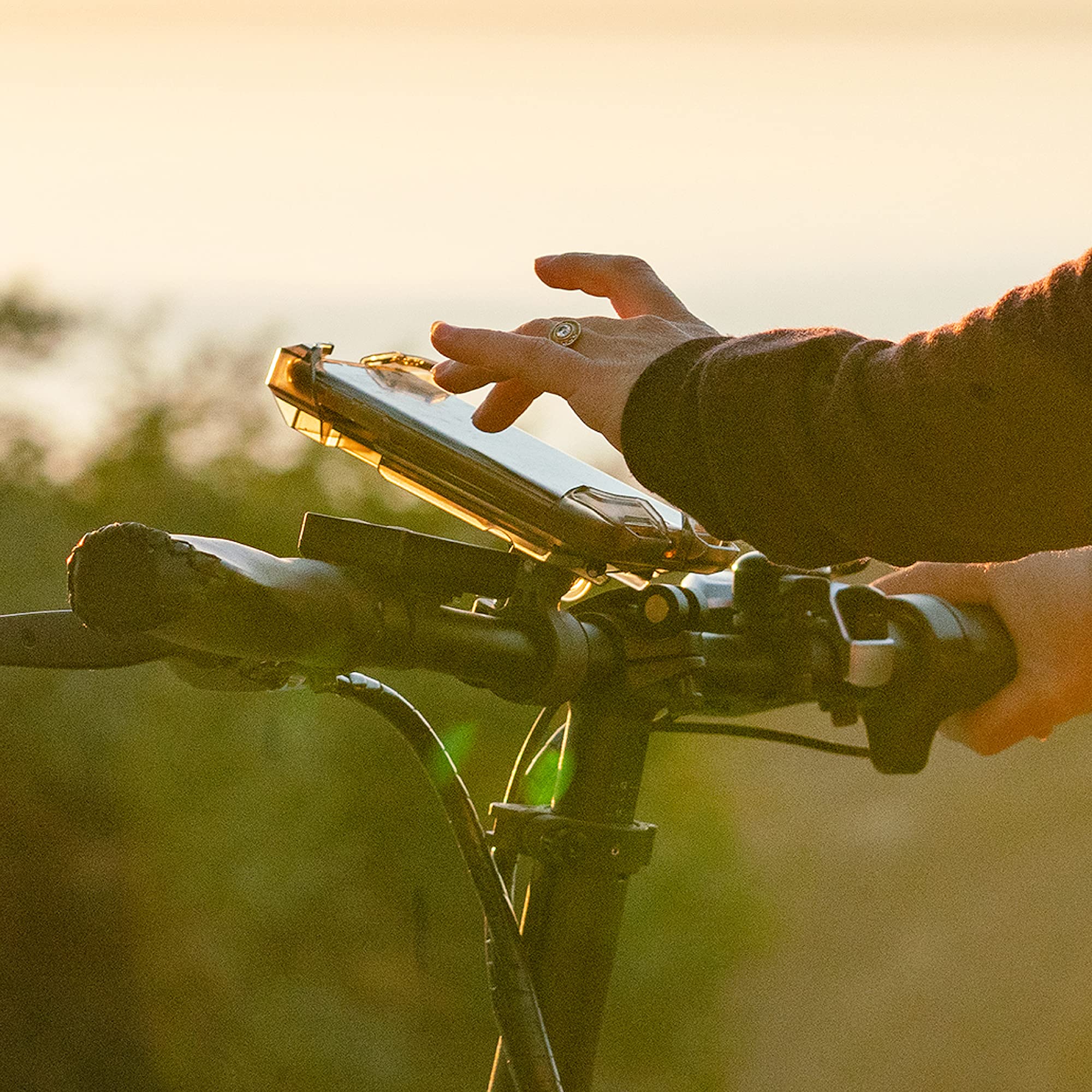 Delta Cycle Lockable Bike Phone Mount - Adjustable Handlebar Holder for All Smartphones (Up to 3.5