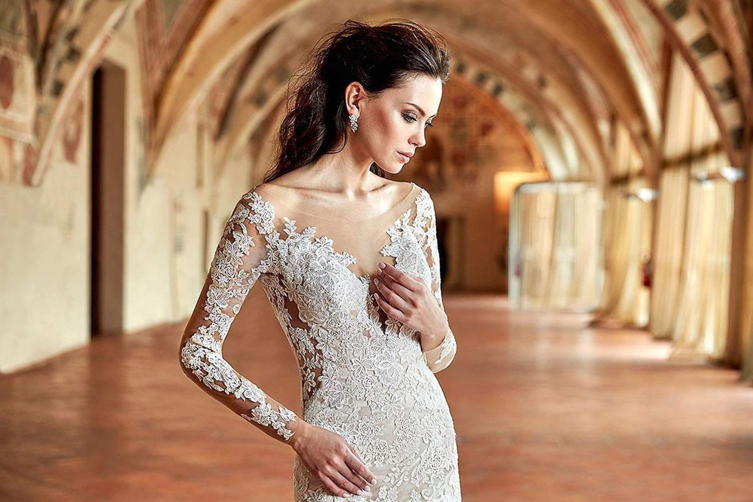 Emanni Women's Elegant V-Neck Lace Applique A-Line Prom Gown - White Formal Wedding Dress for Brides, Evening Gala & Special Occasions