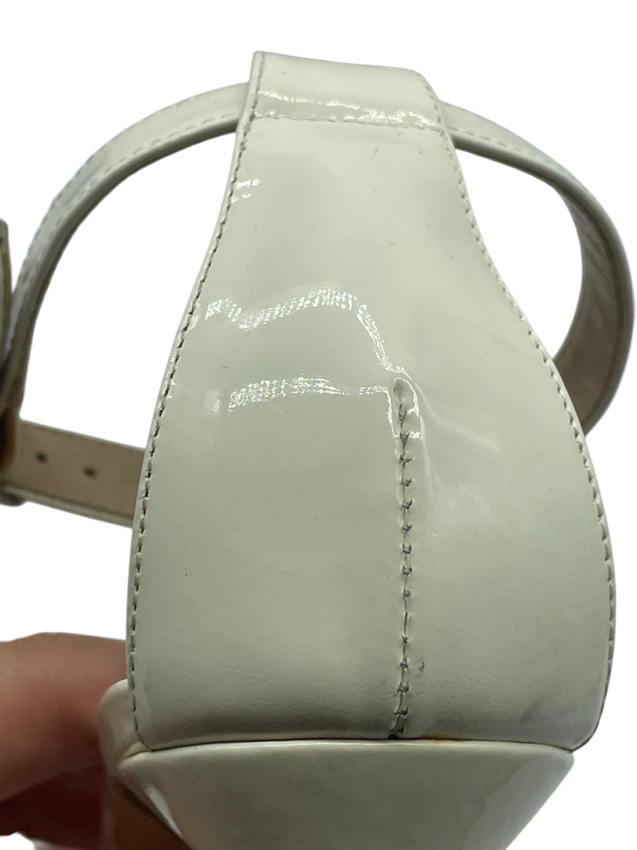 Authentic Manolo Blahnik Leather Chaos Heels - Women's Size 35 (US 5) - Luxury Designer Pumps for Weddings, Parties & Special Occasions