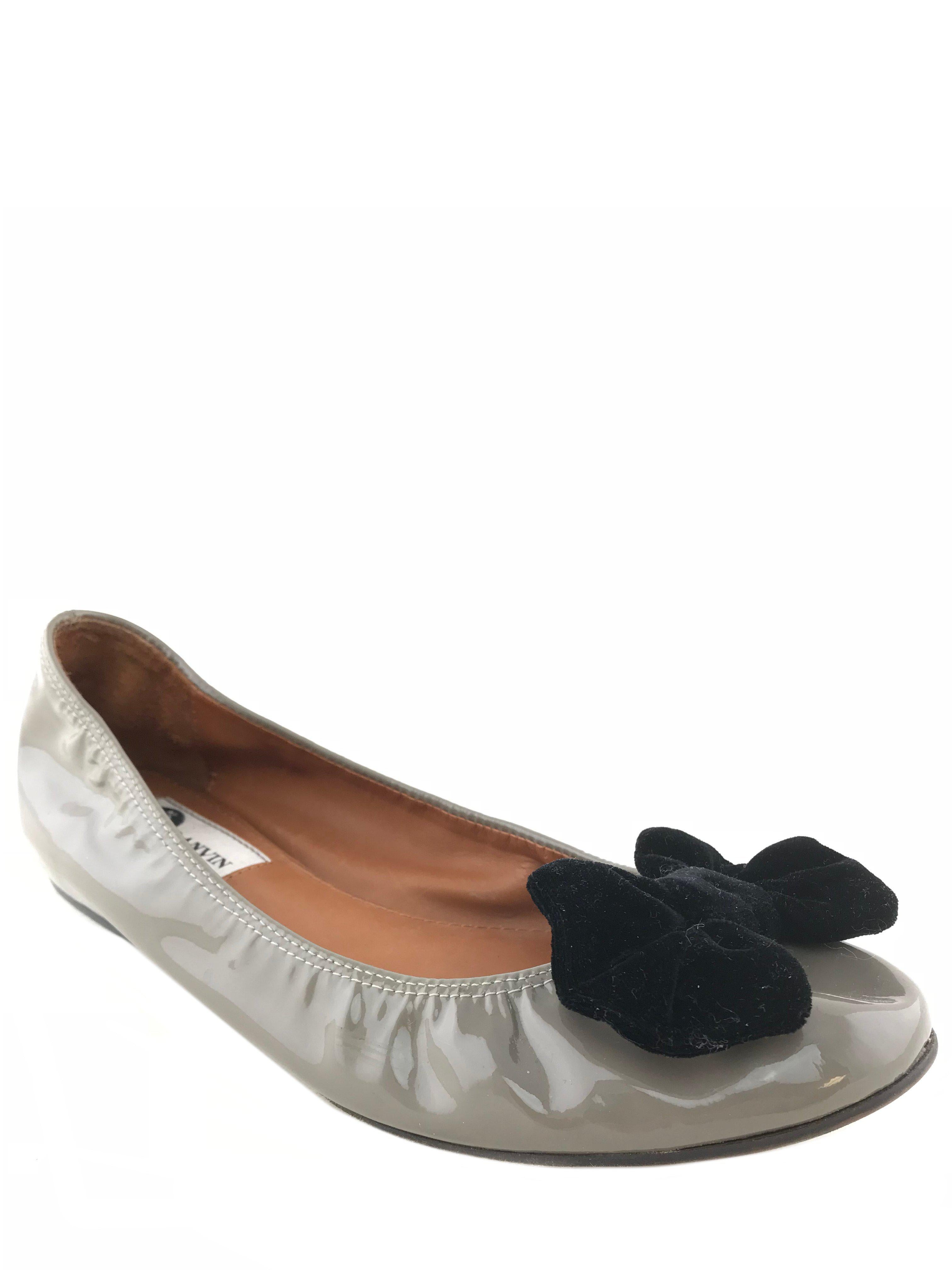 Lanvin Women's Size 8.5 Patent Leather Ballet Flats with Bow Embellishment - Elegant Comfort for Work, Parties & Special Occasions