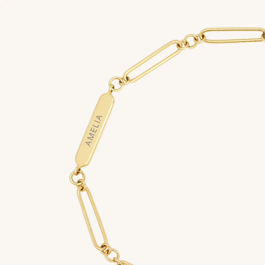 Stylish Etch Chain Bracelet for Women - Trendy Adjustable Jewelry Gift for Everyday Wear & Special Occasions