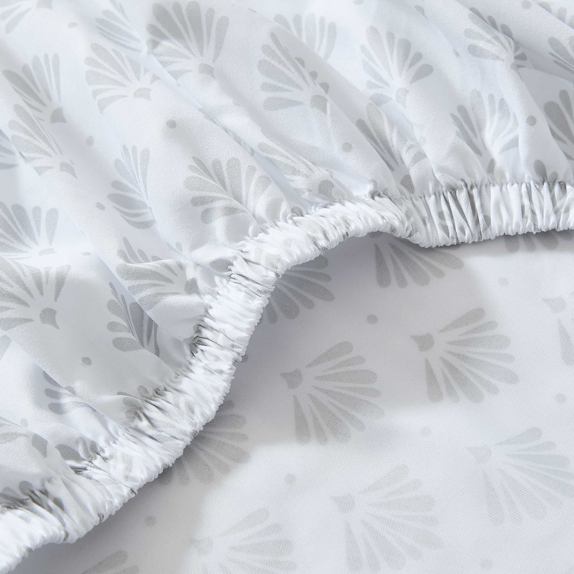Premium Scallop Edge Fan Pattern Bed Sheet Set - Queen Size, 100% Cotton, Breathable & Soft for Ultimate Comfort - Perfect for Master Bedrooms, Guest Rooms & Cozy Home Decor