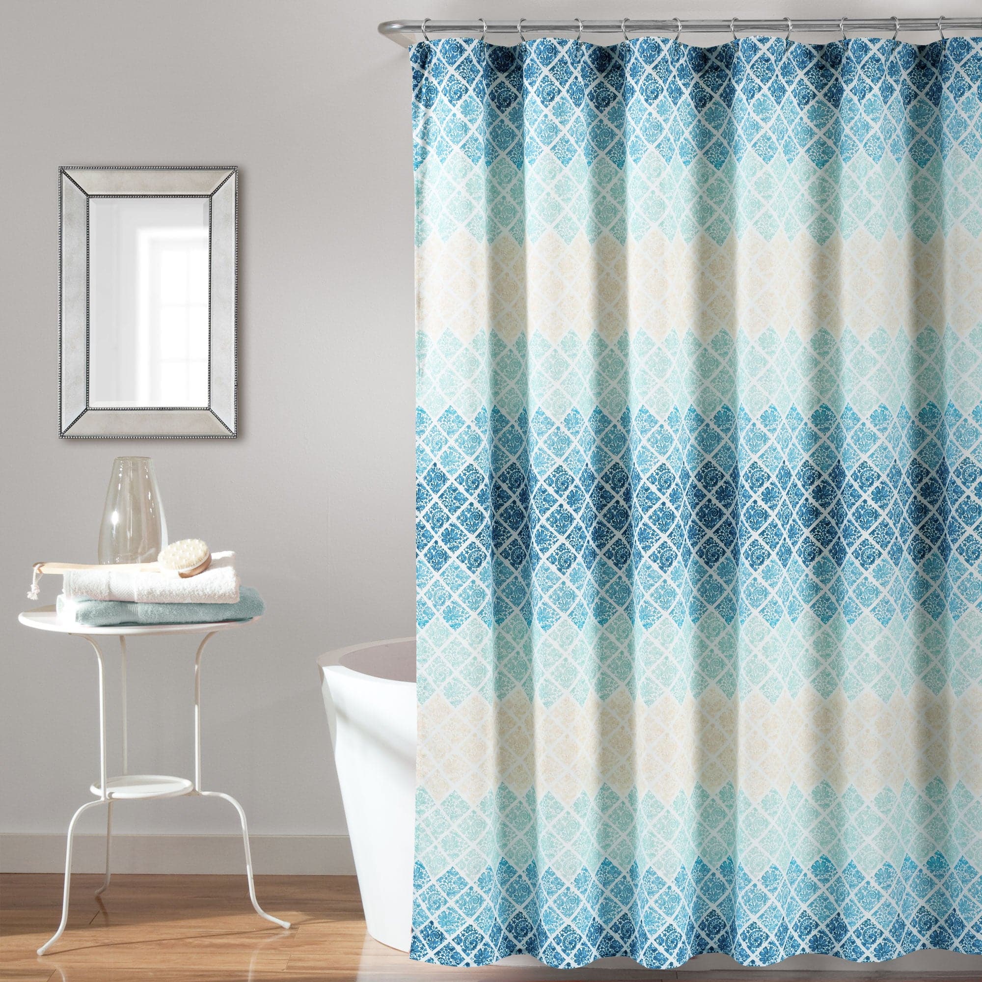 Stylish Medallion Ombre Shower Curtain - Waterproof Bathroom Decor for Modern Homes | Perfect for Bathroom, Guest Bath & Dorm Decor