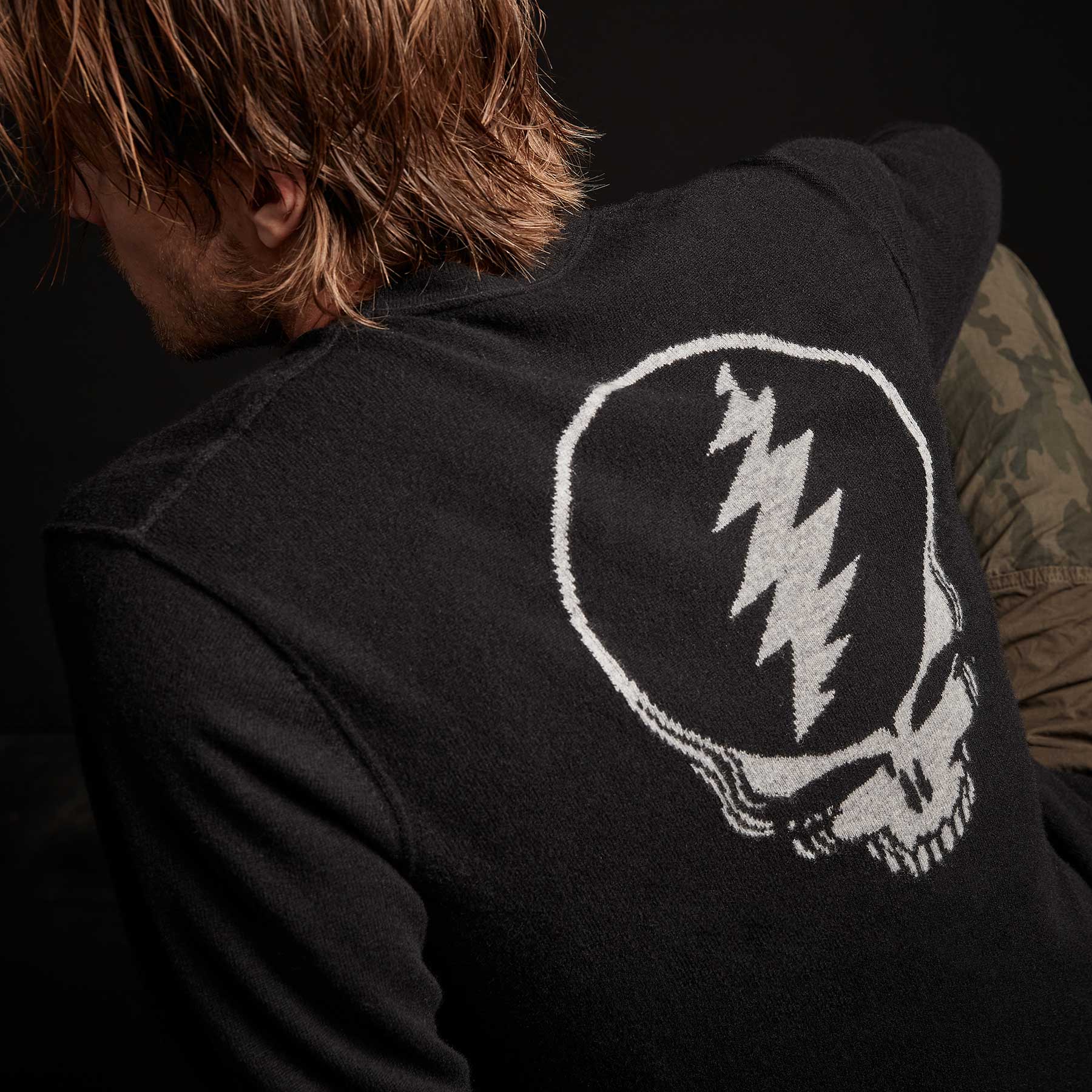 Grateful Dead Recycled Cashmere Sweater for Men & Women | Soft Black Winter Pullover | Vintage Band Merch | Cozy Lounge & Concert Wear