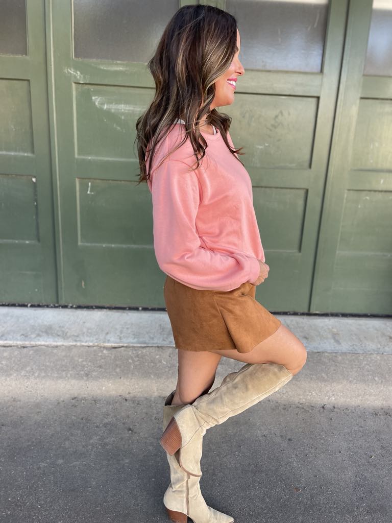 PREORDER: Stylish Bow Back Sweatshirt for Women - 3 Trendy Colors | Cozy Casual Wear for Fall & Winter Fashion