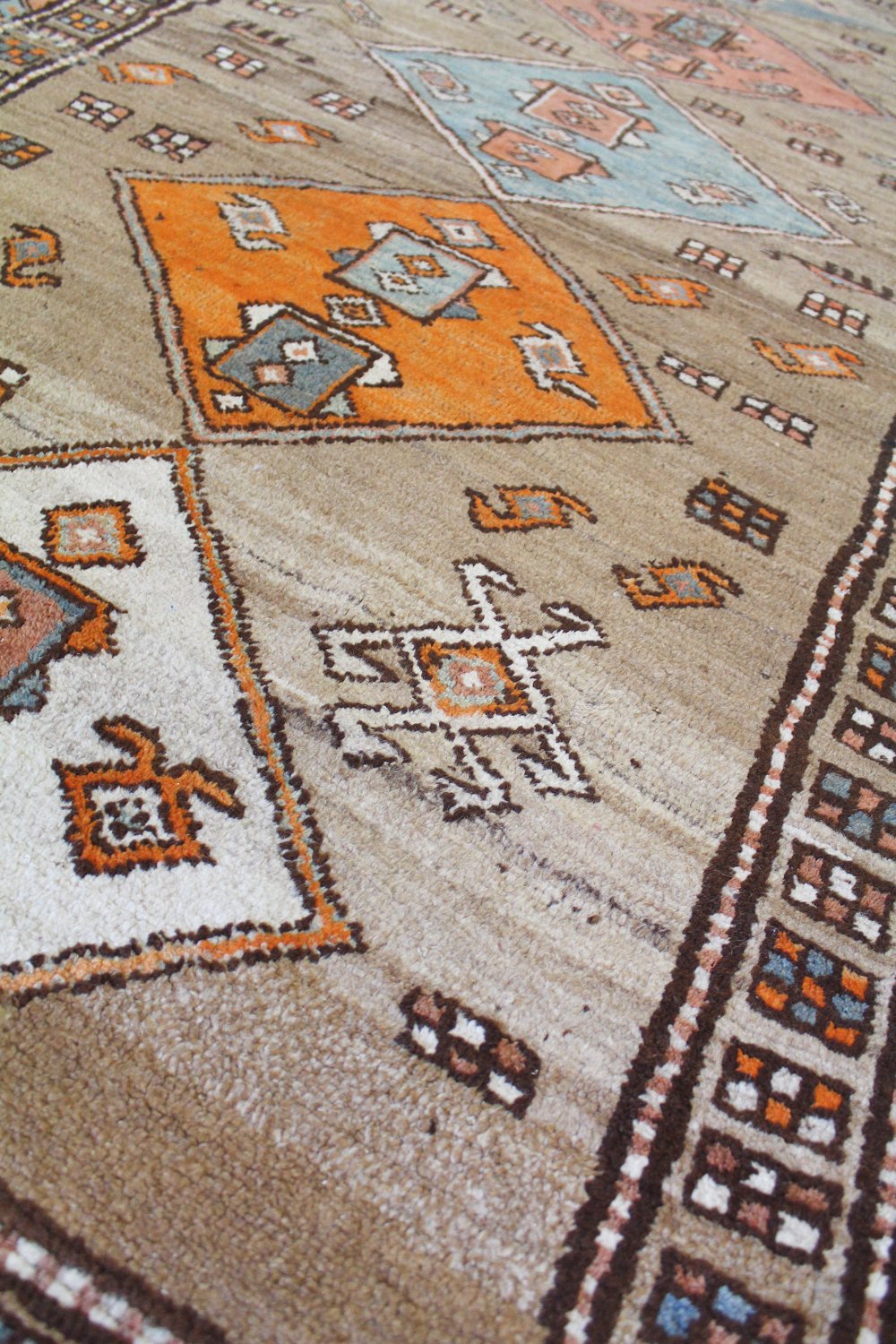 Antique Kurd Bijar Handwoven Tribal Rug - Vintage Persian Carpet JF8205 for Living Room, Bedroom & Home Decor