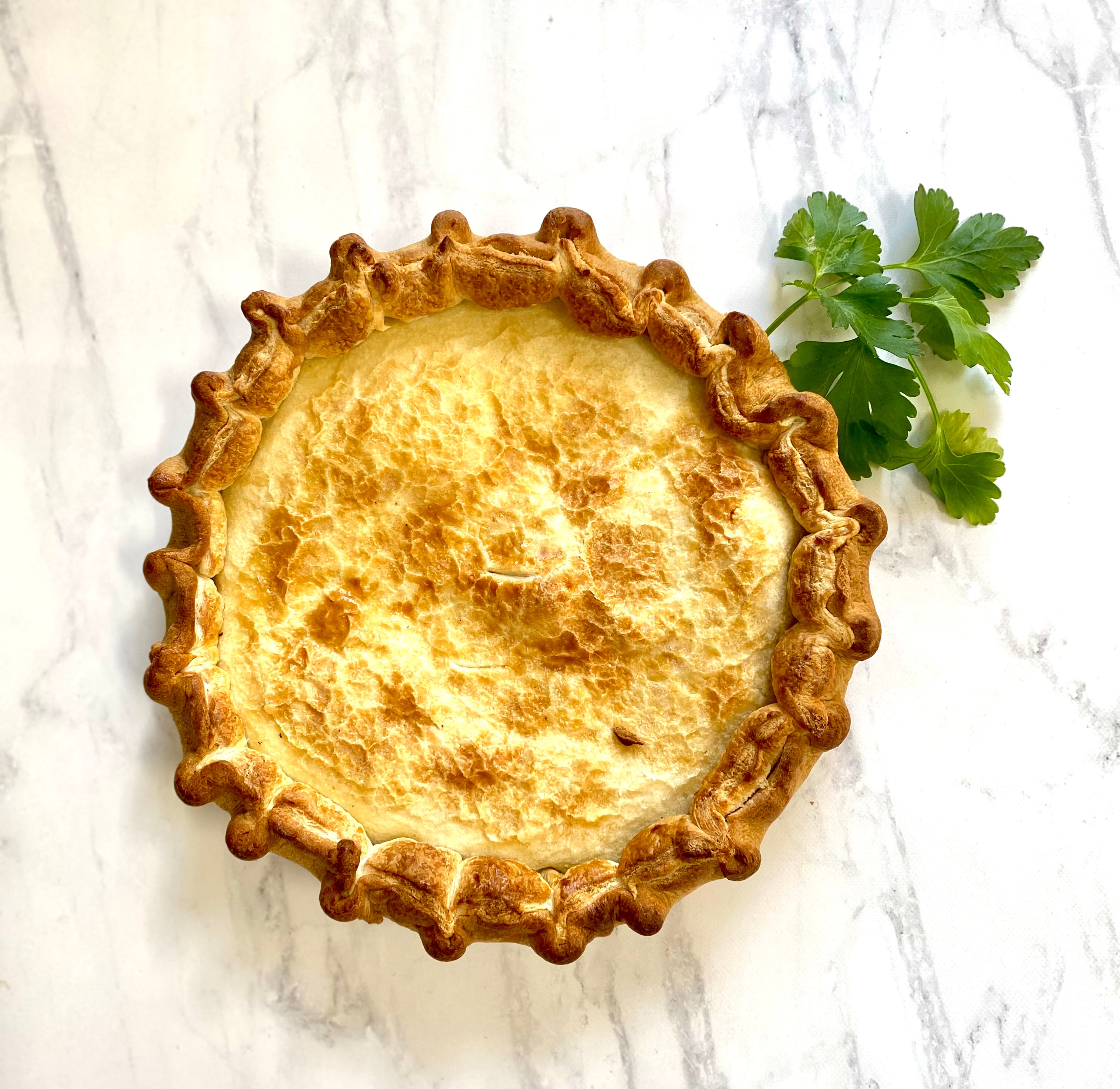 Delicious Family-Sized Chunky Beef Pie - Homemade Style, Perfect for Family Dinners & Comfort Food Lovers | Great for Holidays, Potlucks & Cozy Nights