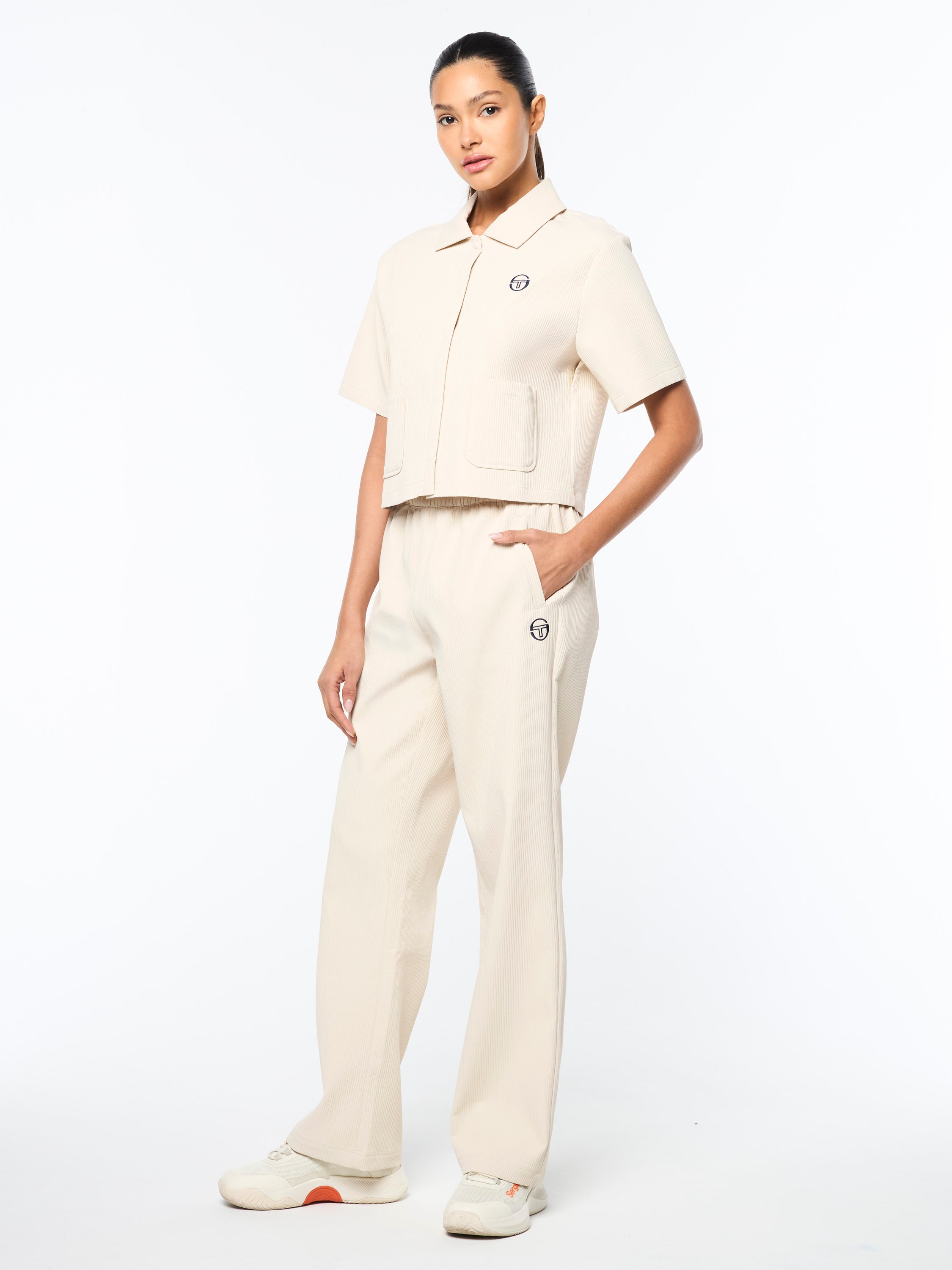 Mia Cropped Shirt for Women - Soft Cotton Short Sleeve T-Shirt with Relaxed Fit - Perfect for Casual Outfits, Summer Wear, and Layering