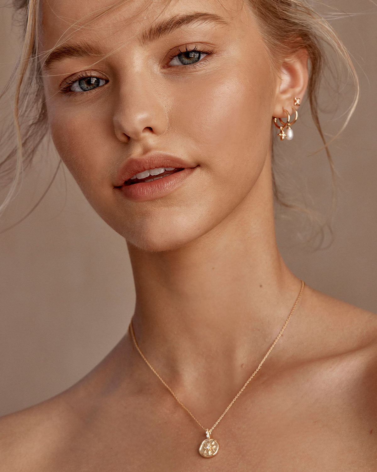 18K Gold Vermeil Live in Love Necklace - Dainty Heart Pendant Jewelry for Women, Gift for Her, Valentine's Day, Anniversary, Birthday - Perfect for Romantic Occasions & Everyday Elegance