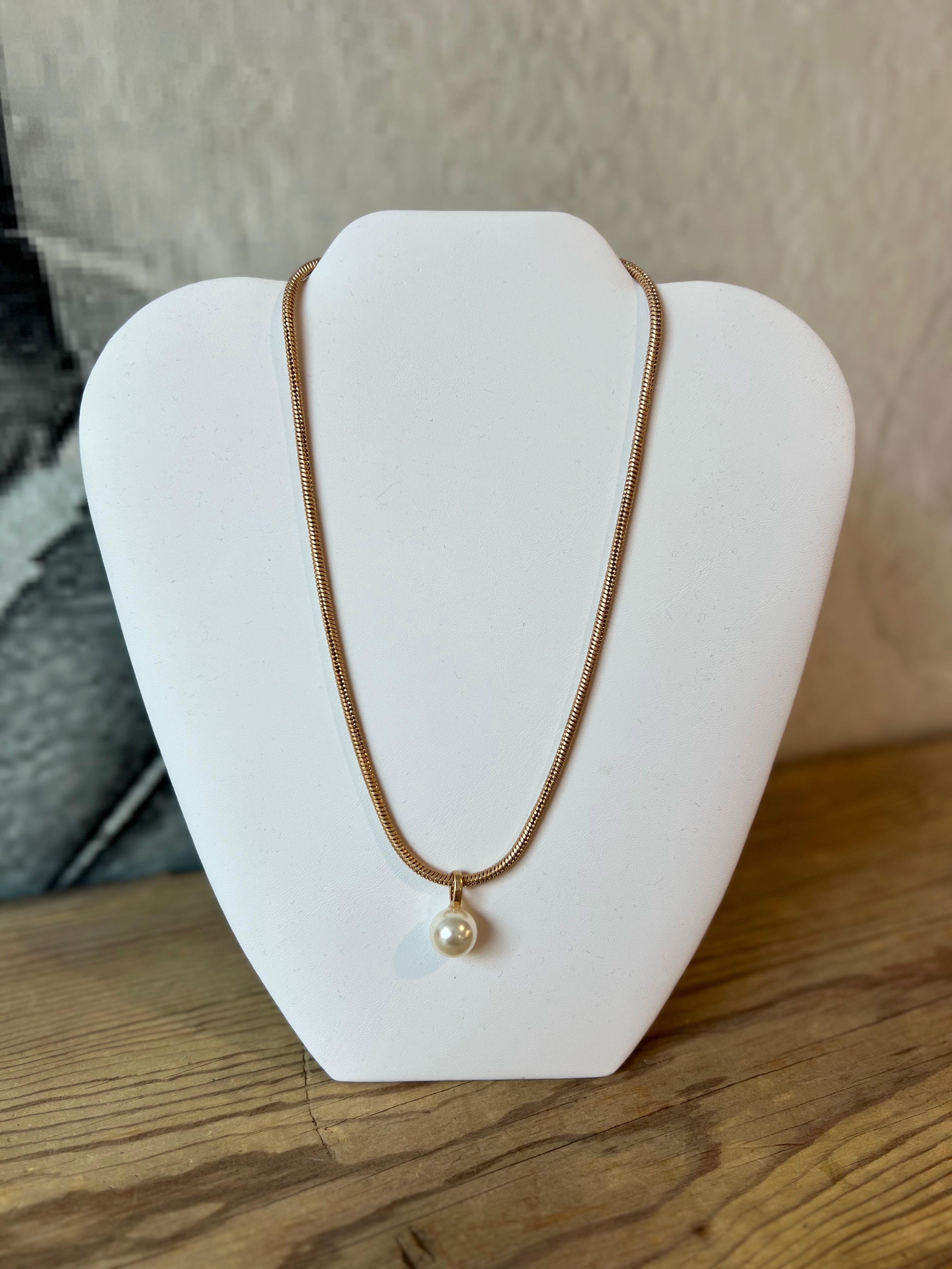Elegant Gold Ivory Canvas Brooklyn Pearl Pendant Necklace for Women - Perfect for Weddings, Parties & Everyday Wear