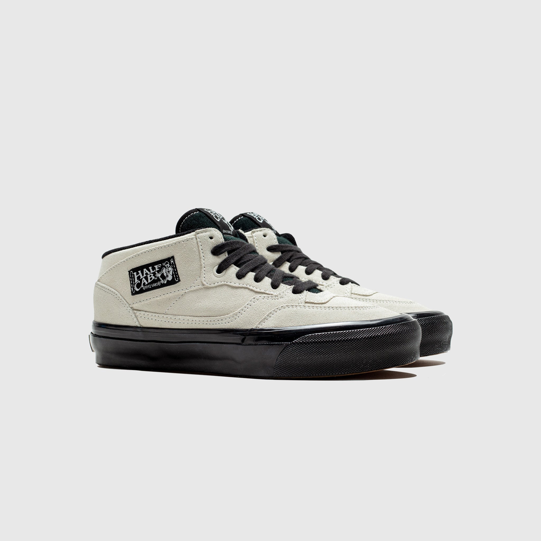 Vans Half Cab Reissue 33 LX Skate Shoes - White/Black - Classic Skateboarding Sneakers for Men & Women | Perfect for Streetwear, Skateboarding & Casual Wear