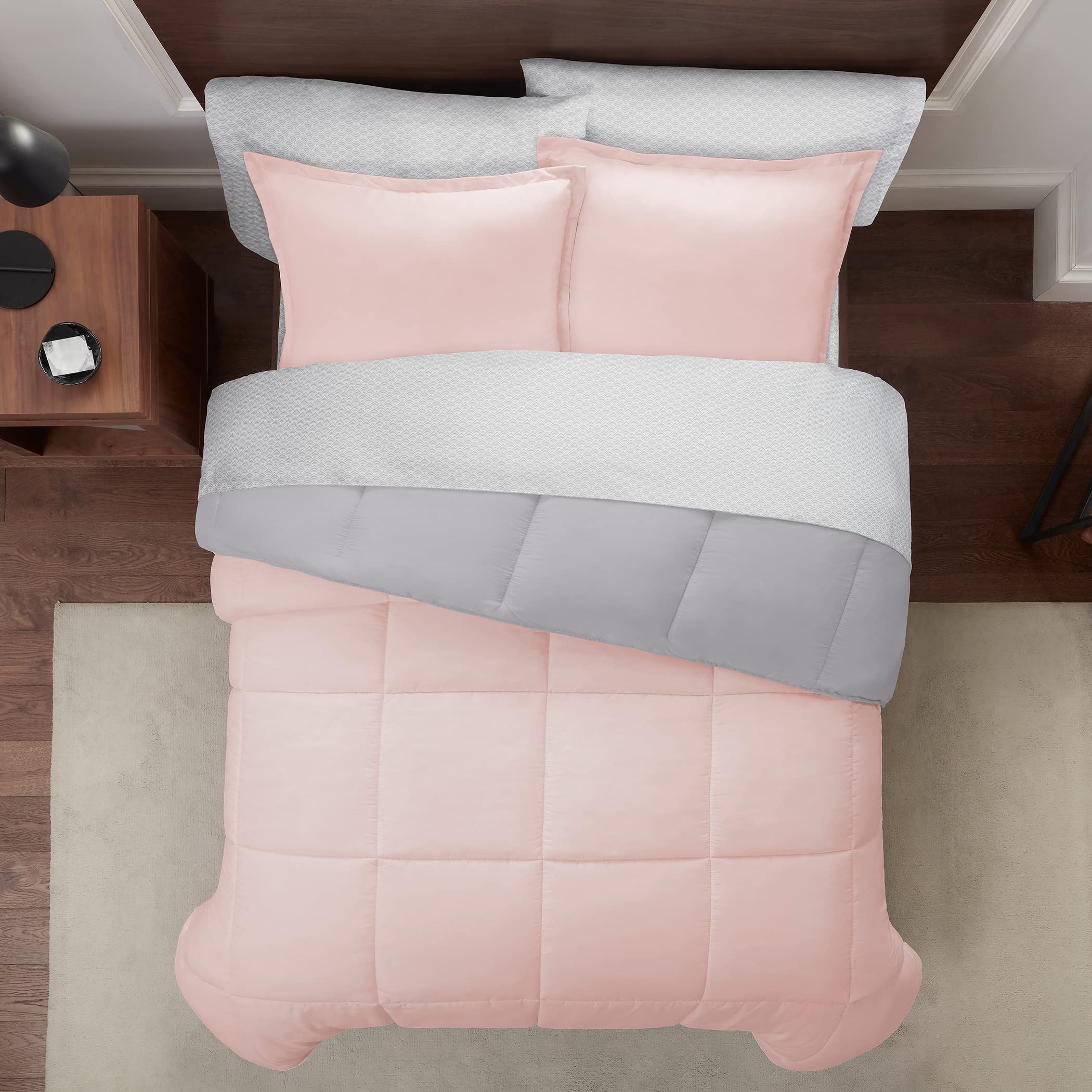 Serta Simply Clean Complete 7-Piece Hypoallergenic Reversible Bed in a Bag Set with Sheets & Pillowcases - Full Size, Blush/Light Grey - All-Season Comfort for Guest Rooms, Dorms & Apartments