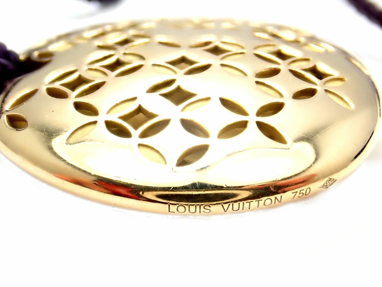 Authentic Louis Vuitton 18k Yellow Gold Large Pendant Necklace 27.8g - Luxury Designer Jewelry for Women, Perfect for Special Occasions & Gifts