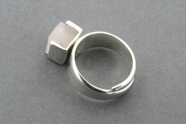 Adjustable Rose Quartz Block Ring for Women - Elegant Healing Crystal Jewelry for Meditation, Yoga & Everyday Wear
