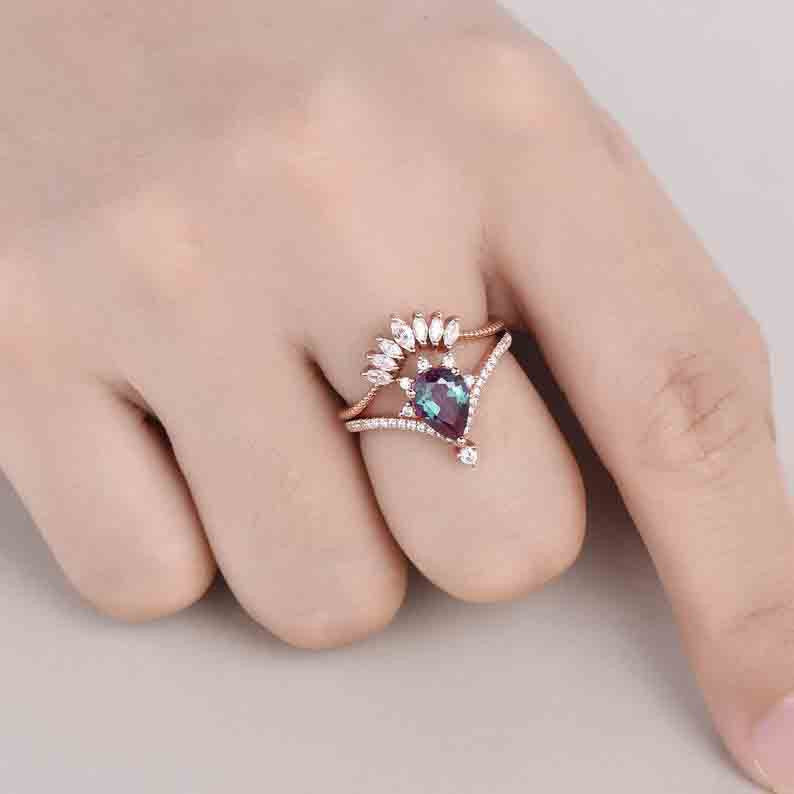 1.2 Carat Pear Shaped Alexandrite Engagement Ring & Wedding Band Set in Rose Gold - Vintage Style Bridal Jewelry for Wedding, Anniversary & Special Occasions