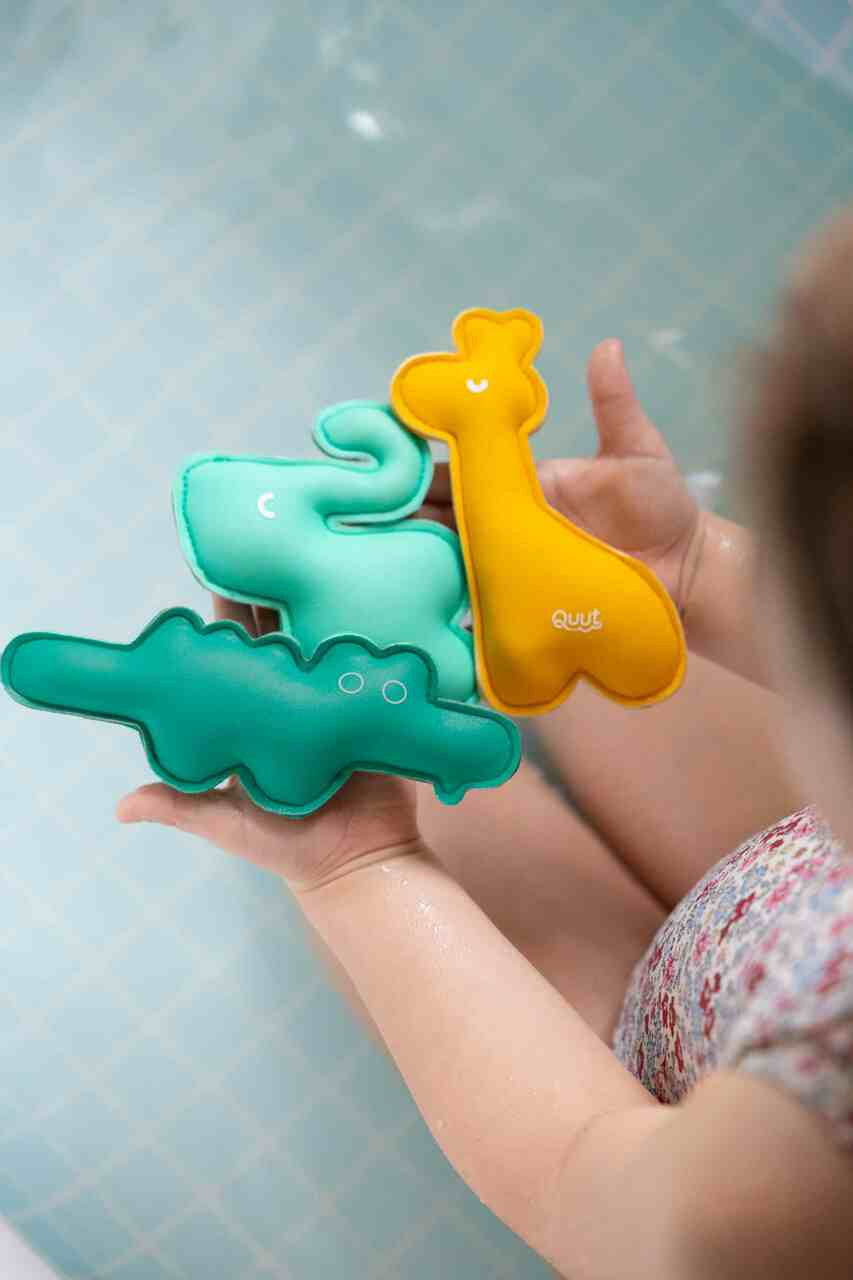 Best Safari Dive Toys 3 Pack - Waterproof Bath & Pool Animal Toys for Kids - Perfect for Swimming Lessons, Bathtime Fun & Underwater Exploration