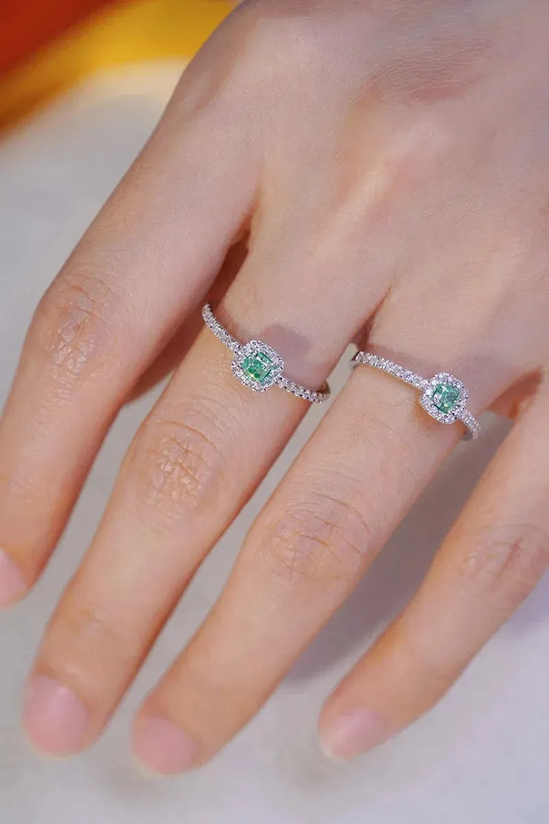 18K White Gold Natural Green Diamond Engagement Ring for Women - Luxury Wedding Jewelry, Elegant Proposal & Anniversary Gift, Perfect for Bridal & Special Occasions