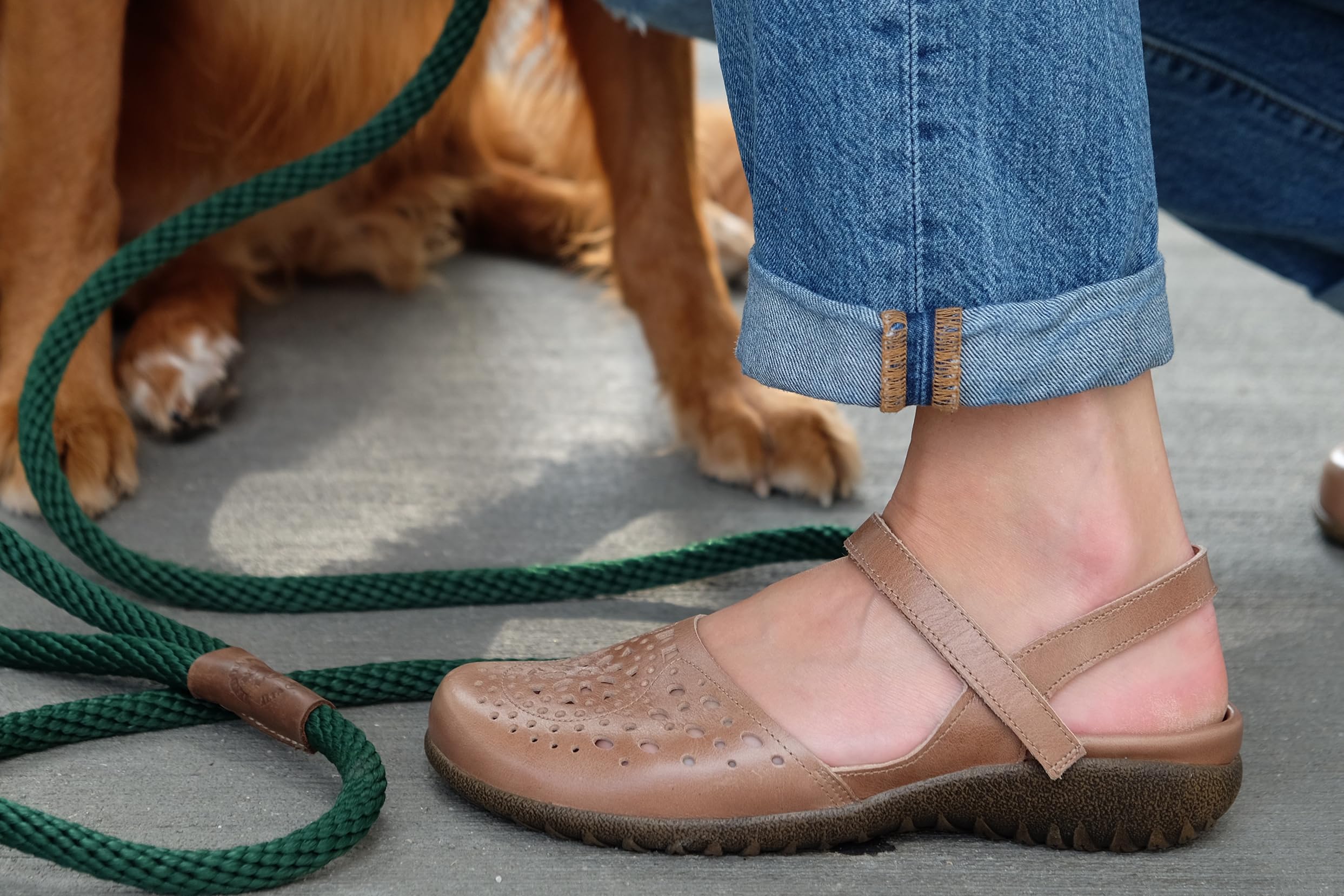 NAOT Women's Arataki Closed Toe Slingback Sandals with Cork Footbed - Arch Support & Slip-Resistant Comfort - Lightweight Travel Shoes for Women - Removable Footbed - Perfect for Walking, Work & Vacation