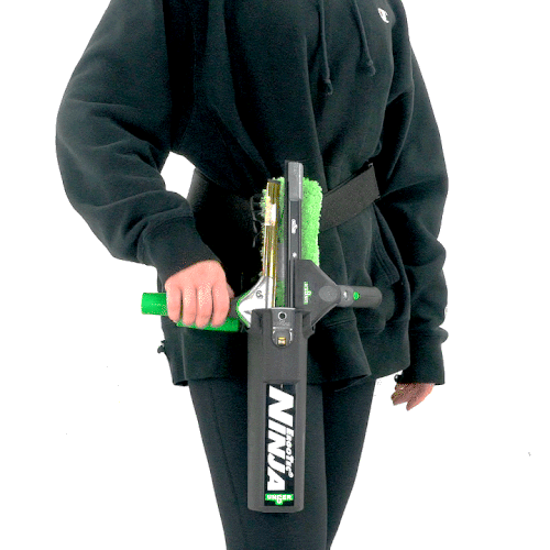 Unger Ninja Belt Bucket - Portable Cleaning Tool for Window Washing, Car Detailing & Outdoor Chores - Hands-Free Convenience for Professionals & DIY Enthusiasts