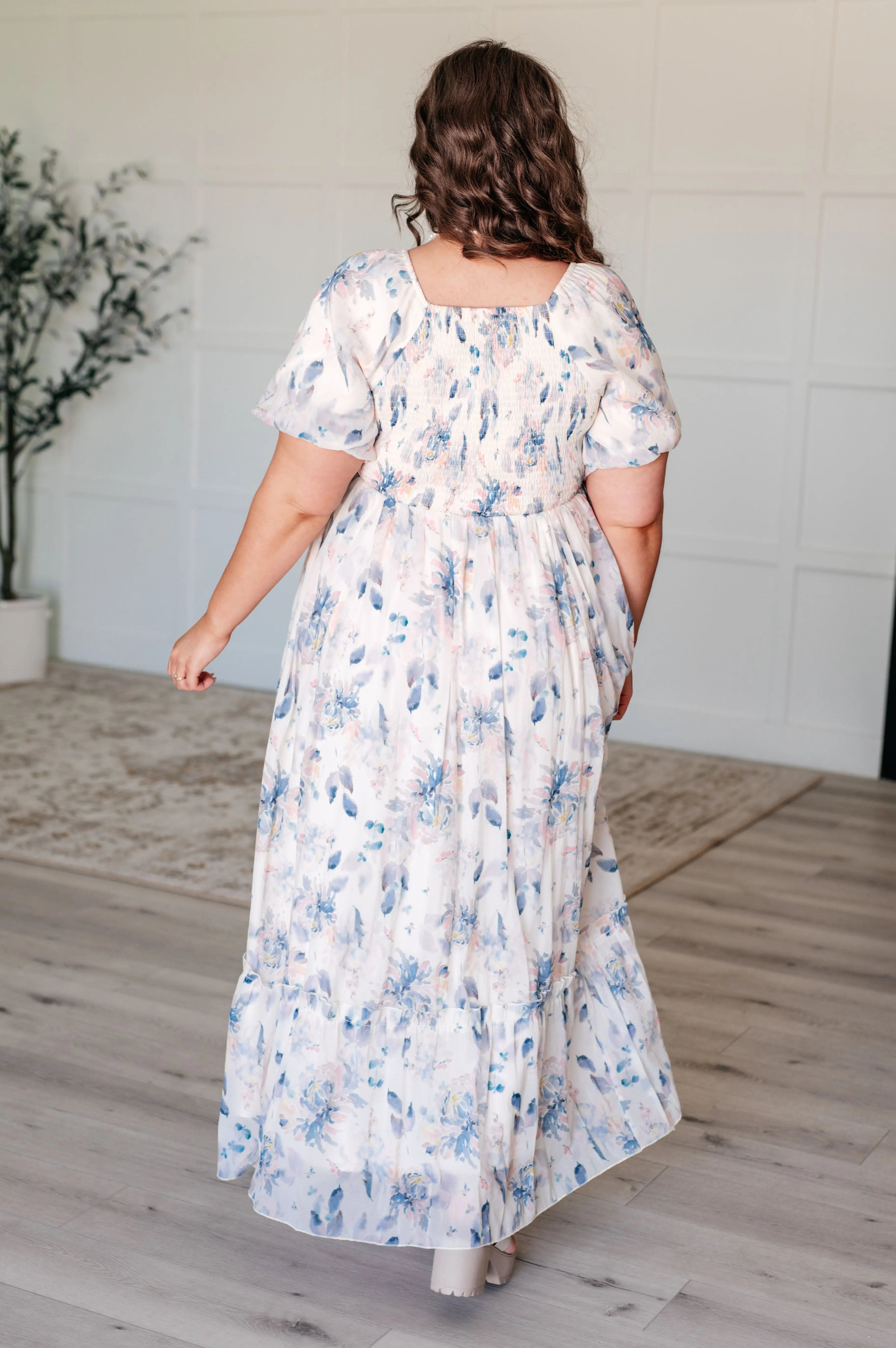 Elegant Balloon Sleeve Floral Dress - Soft Yet Durable Women's Summer Dress for Weddings, Parties & Date Nights