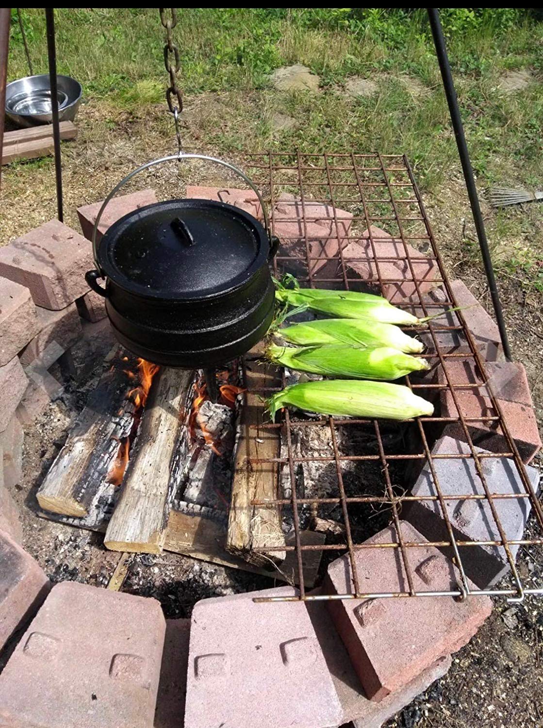 Cuisiland 8.5QT Pre-Seasoned Cast Iron Dutch Oven with Lid & Tripod Legs - South African Style Campfire Pot for Outdoor Cooking, Braising, Stews & Soups - Heavy Duty Cast Iron Cauldron Perfect for Camping, Backyard BBQs and Dutch Oven Cooking Competitions