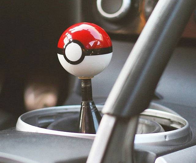 Pokemon Pokeball Shift Knob - Manual Transmission Gear Shift Knob for Car Enthusiasts & Pokemon Fans - Perfect for Gaming Rooms, Car Mods & Gifts