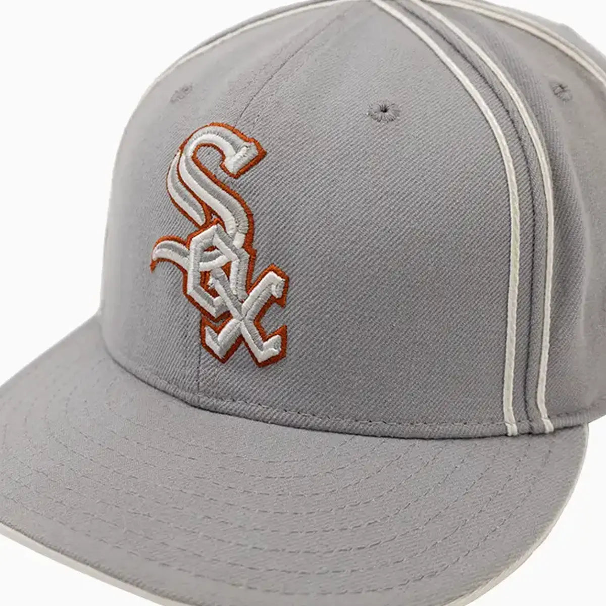 Chicago White Sox MLB 59FIFTY Fitted Baseball Cap - Official Licensed Snapback Hat for Men & Women - Perfect for Games, Sports Events & Streetwear Fashion