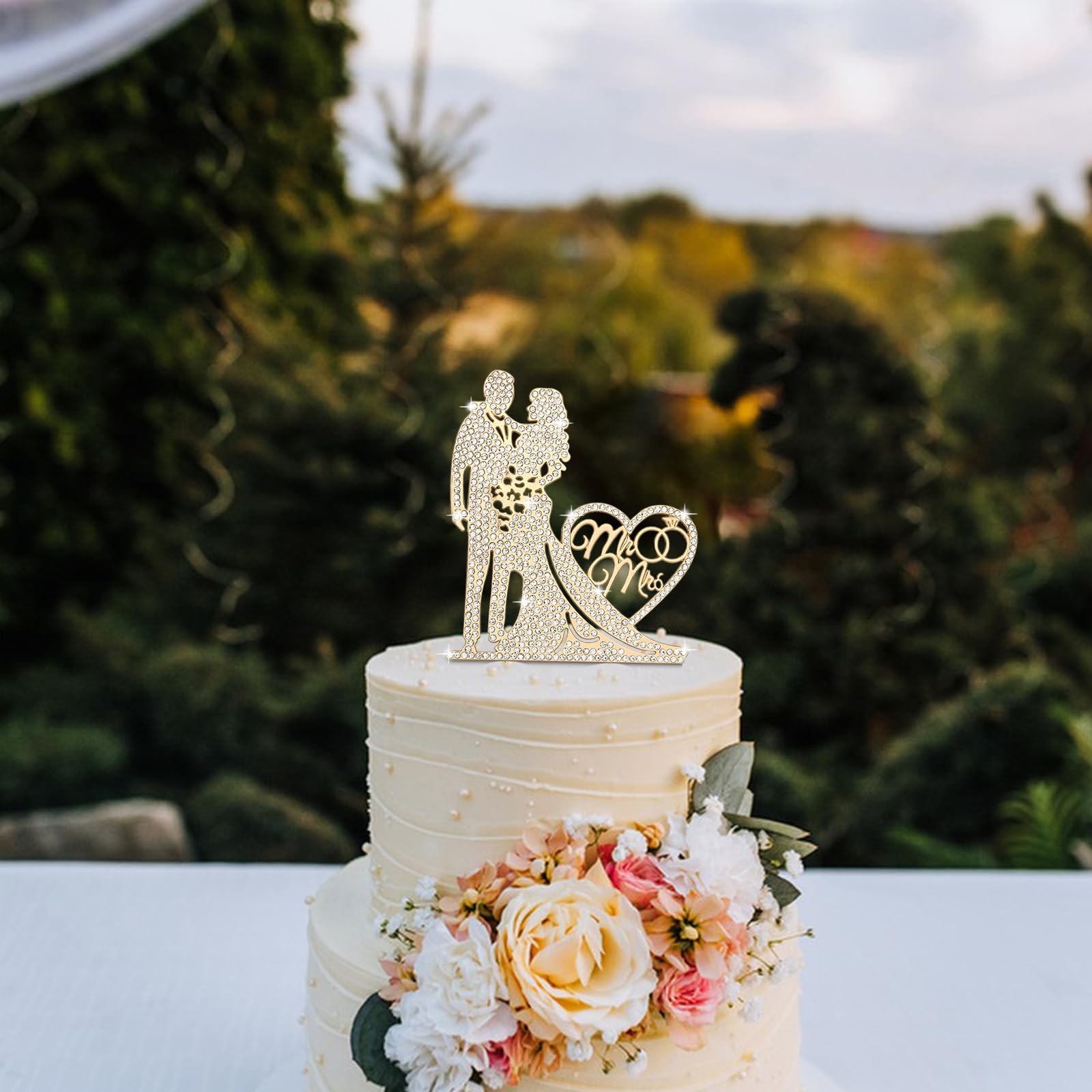 Elegant Rhinestone Mr & Mrs Wedding Cake Topper - Bride & Groom Metal Cake Decor for Wedding, Bridal Shower, Anniversary & Romantic Celebrations