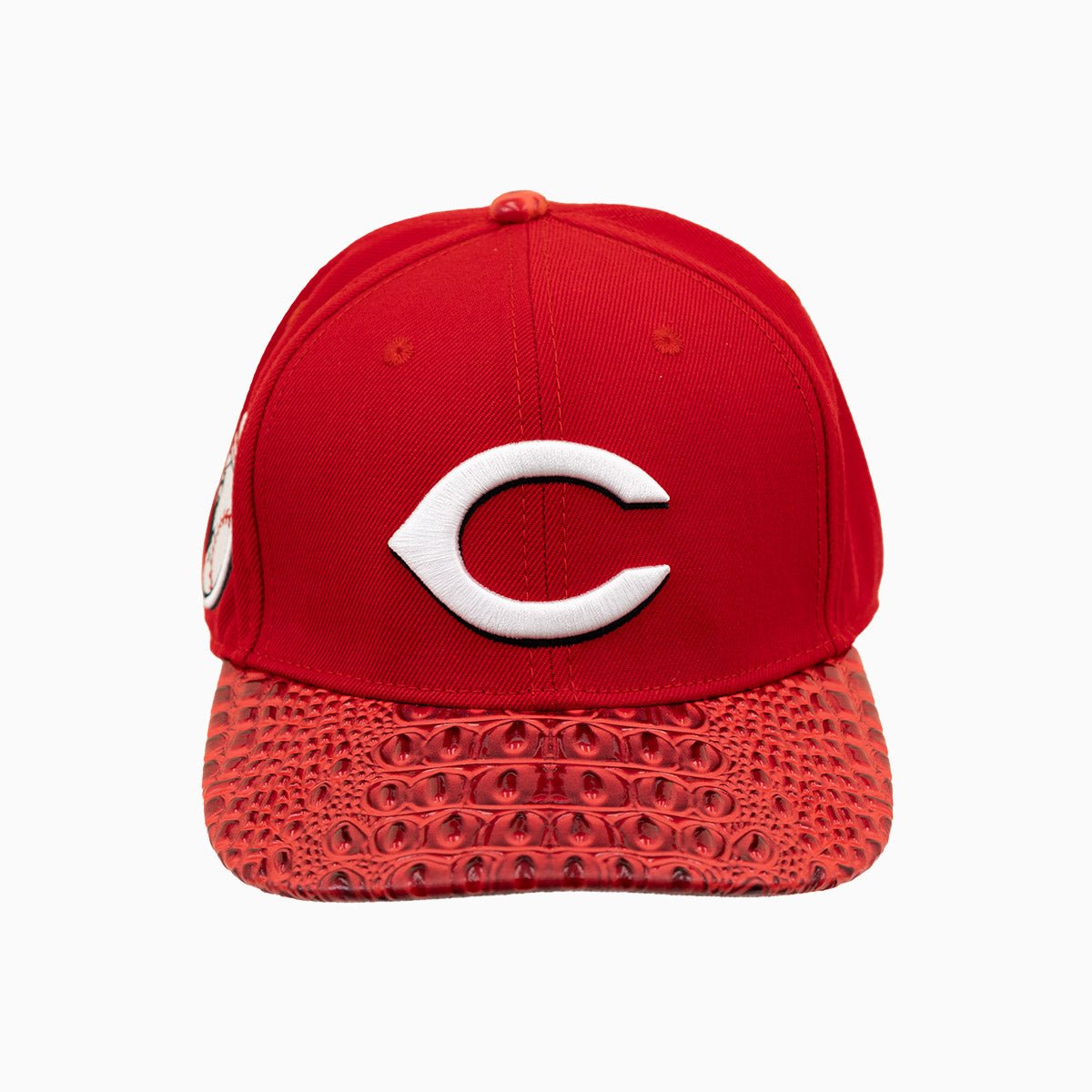 Cincinnati Reds MLB Leather Brim Wool Snapback Hat - Vintage Baseball Cap for Men & Women - Perfect for Games, Tailgating & Fan Gear Collection