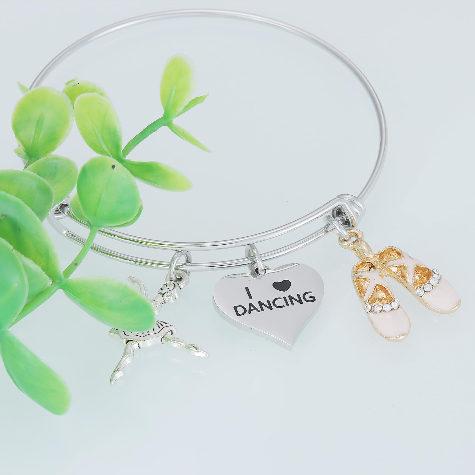 HUTIMY Dance Bracelet for Teen Girls & Women - Ballet Teacher Birthday Gift, Dance Charm Jewelry for Dancers - Perfect for Dance Recitals, Ballet Performances & Dance Class Accessories