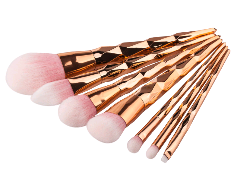 7-Piece Professional Makeup Brush Set with Diamond Foundation Brush - Soft Bristles for Flawless Makeup Application - Perfect for Contouring, Blending & Everyday Beauty Routine