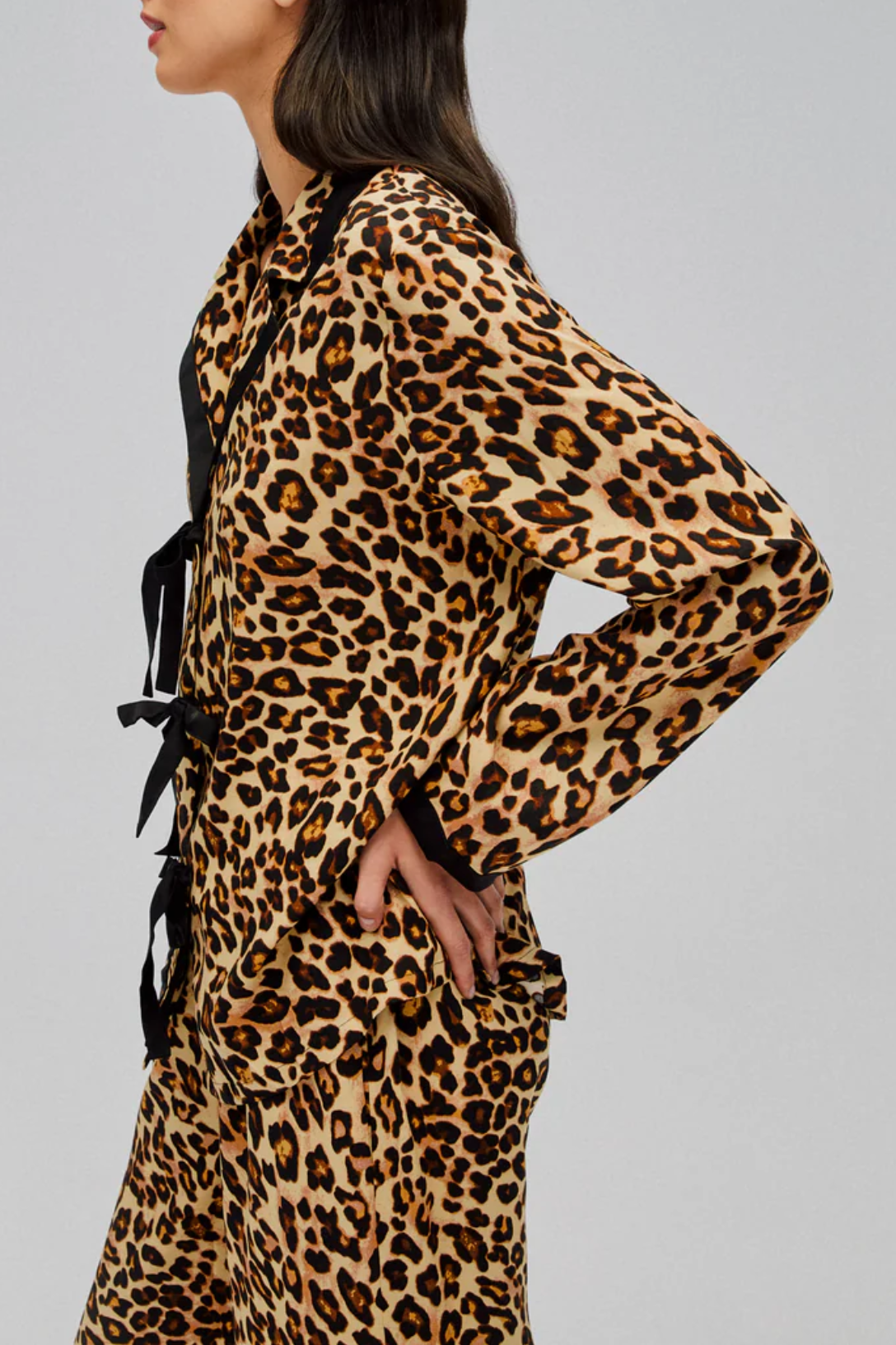 Leopard Print Bow Pajama Set for Women - Soft Sleepwear Lounge Set for Cozy Nights & Relaxing at Home