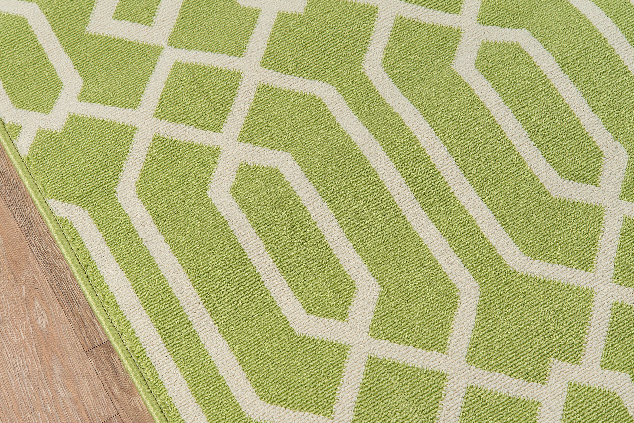 Momeni Baja Collection Contemporary Indoor/Outdoor Area Rug - UV Protected, Fade Resistant, Easy to Clean - 6'7